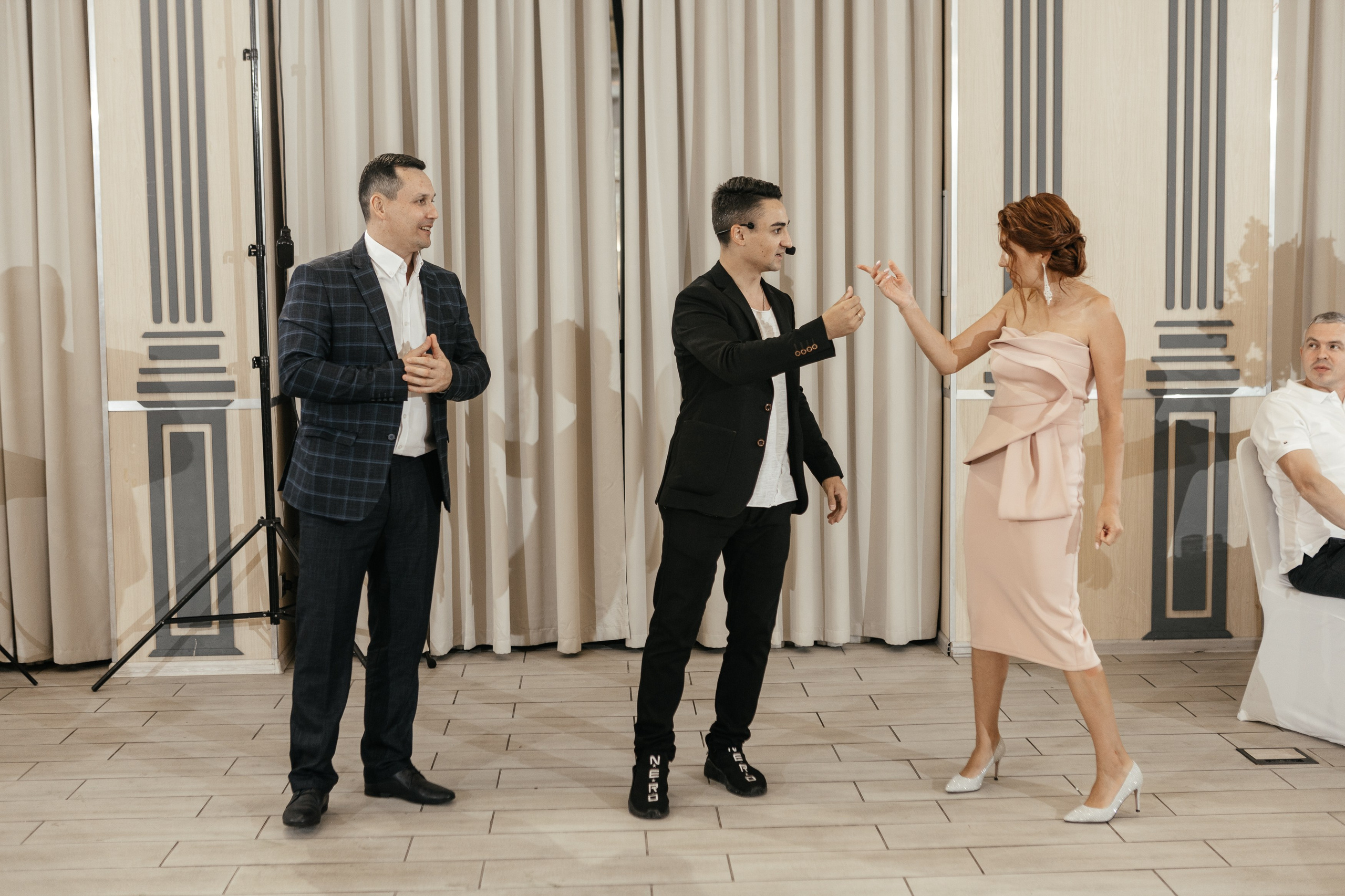 Свадебный фотограф Уфа — Руслан ГабдлисламовЖивые эмоции, красивые кадры, воспоминания на всю жизнь.Работаю по всей Республике Башкортоста. Свадебный фотограф Уфа Руслан Габдлисламов