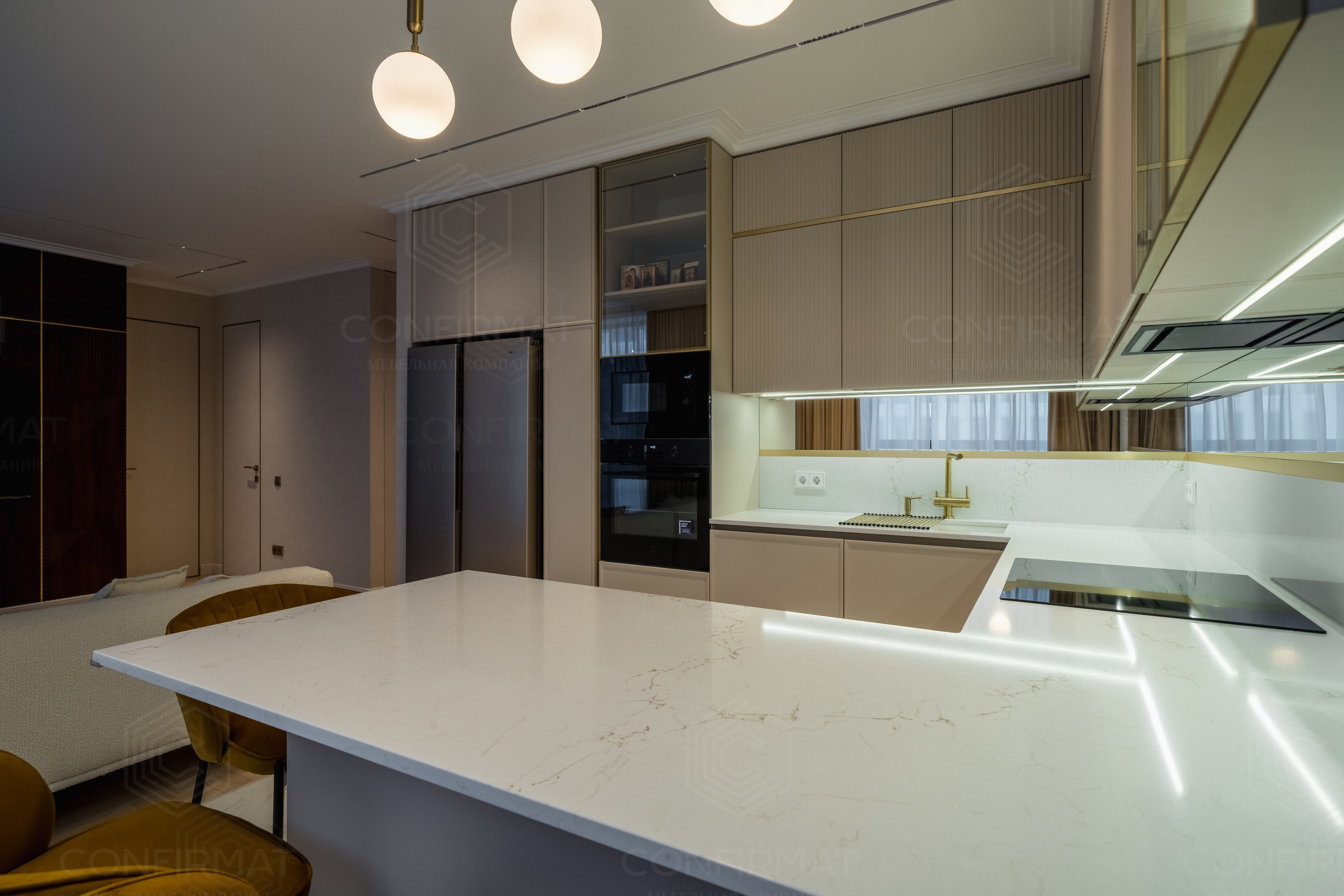 Кухне в цвете «крем Сабайон». Мебель на заказ