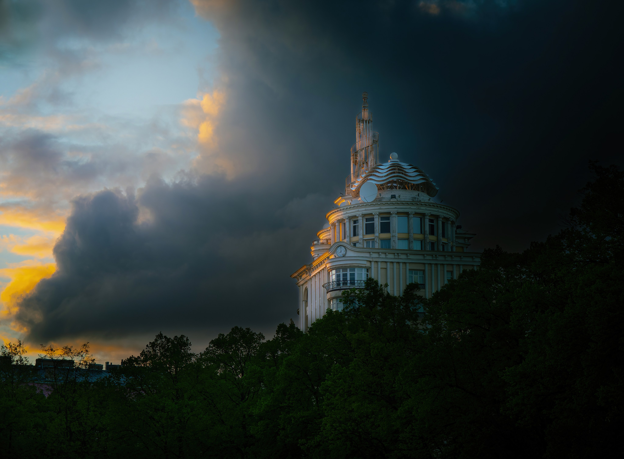 Улица и пейзаж. Oles Paritskiy