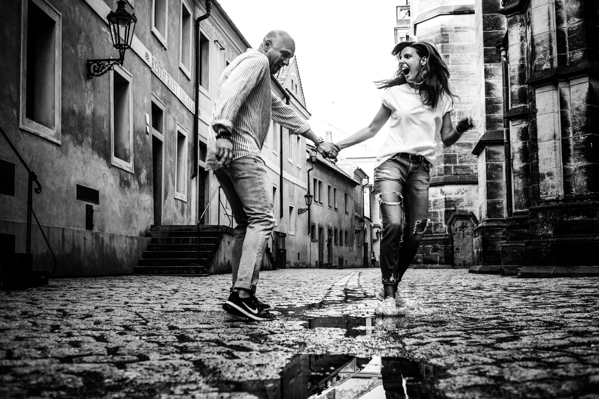 JJ and Sonia, Прага, Чехия