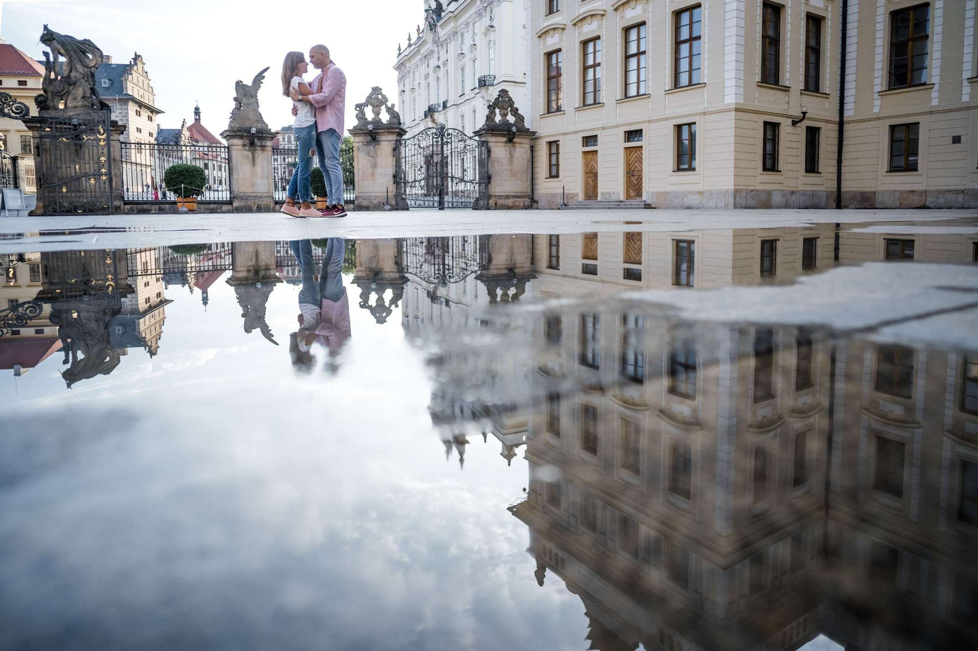 JJ and Sonia, Прага, Чехия