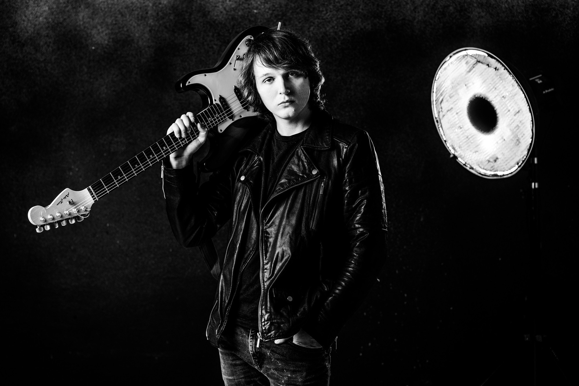 Рок-группа Crimson Brooks