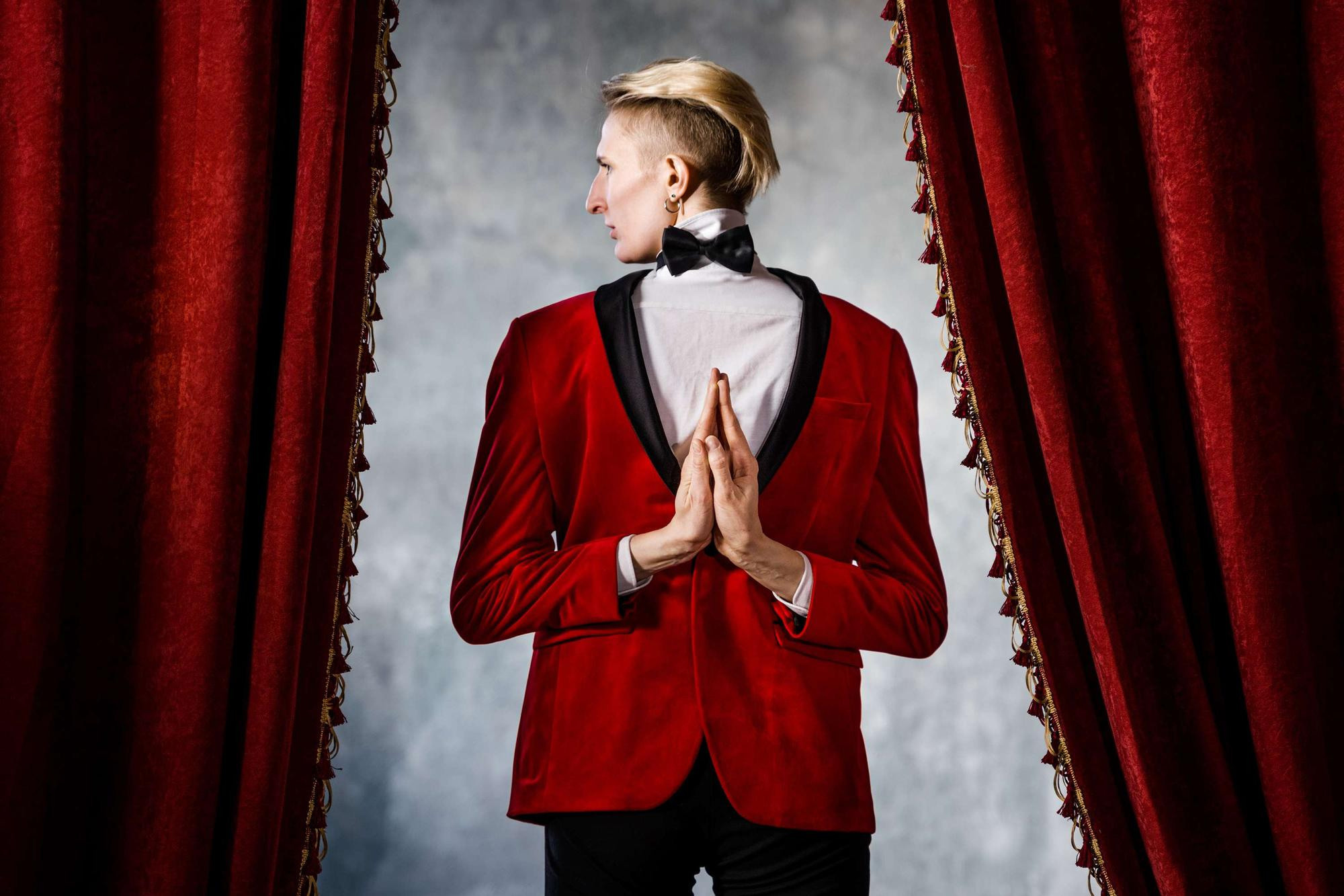 Артисты больших и малых сцен