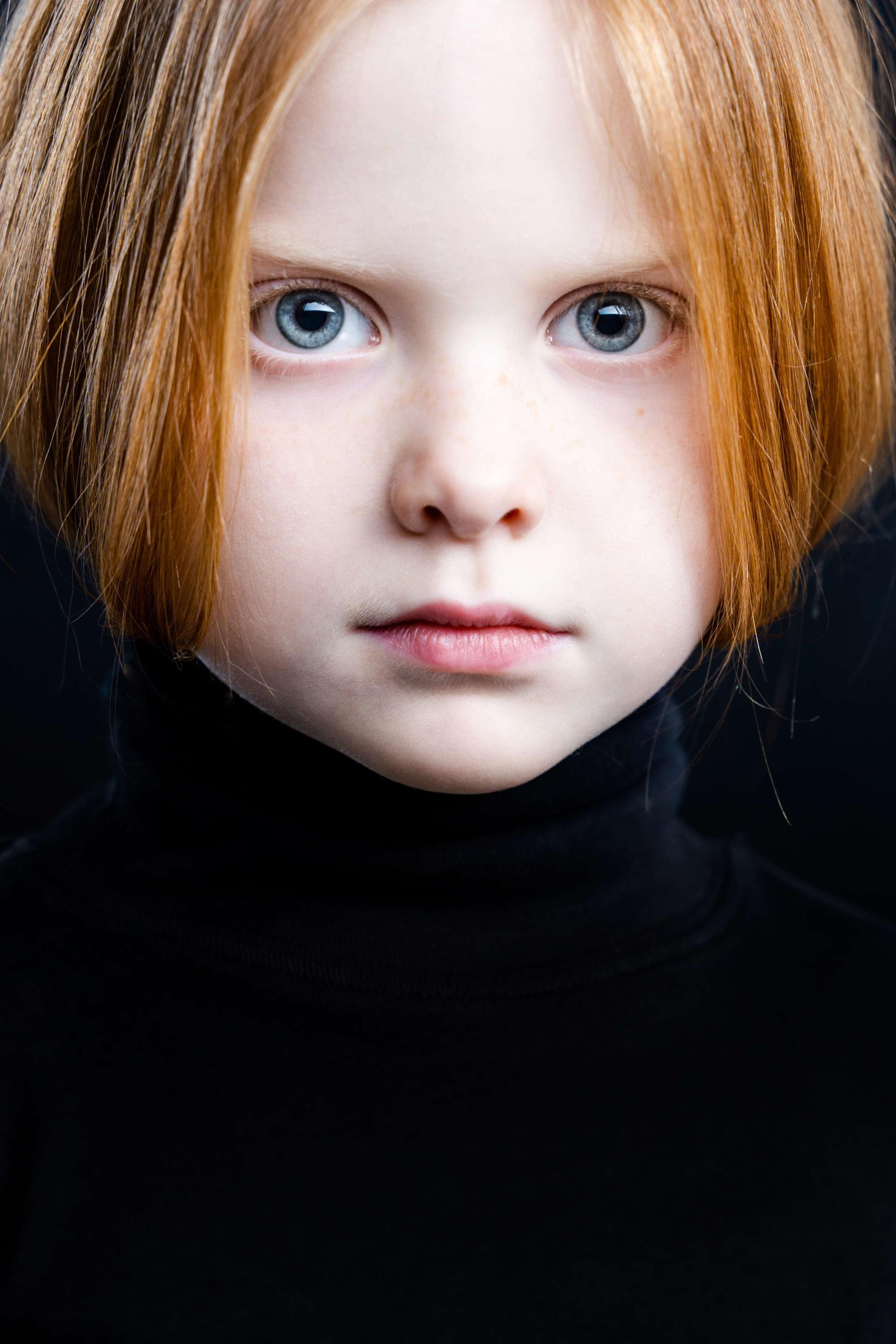 Артисты больших и малых сцен