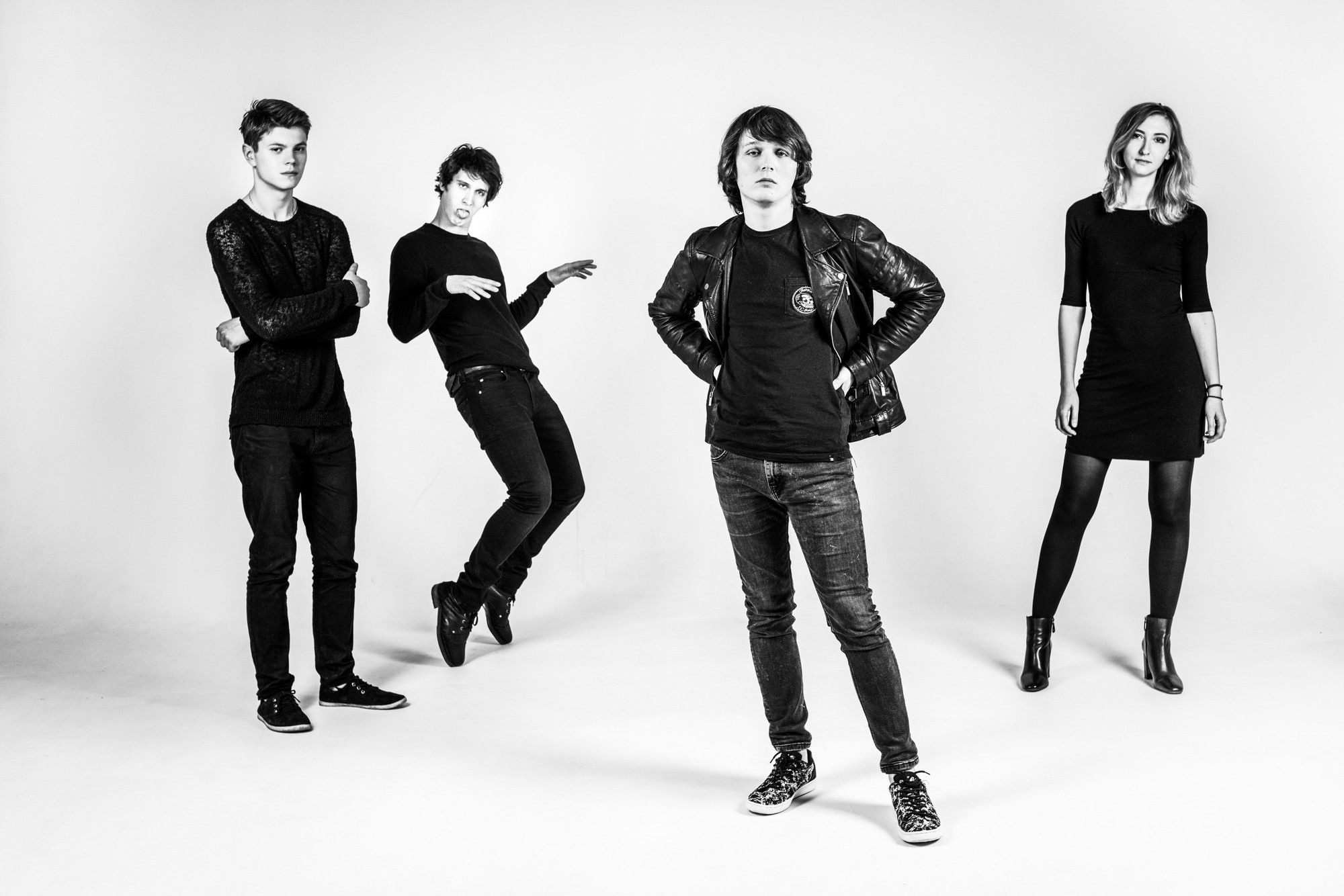 Рок-группа Crimson Brooks