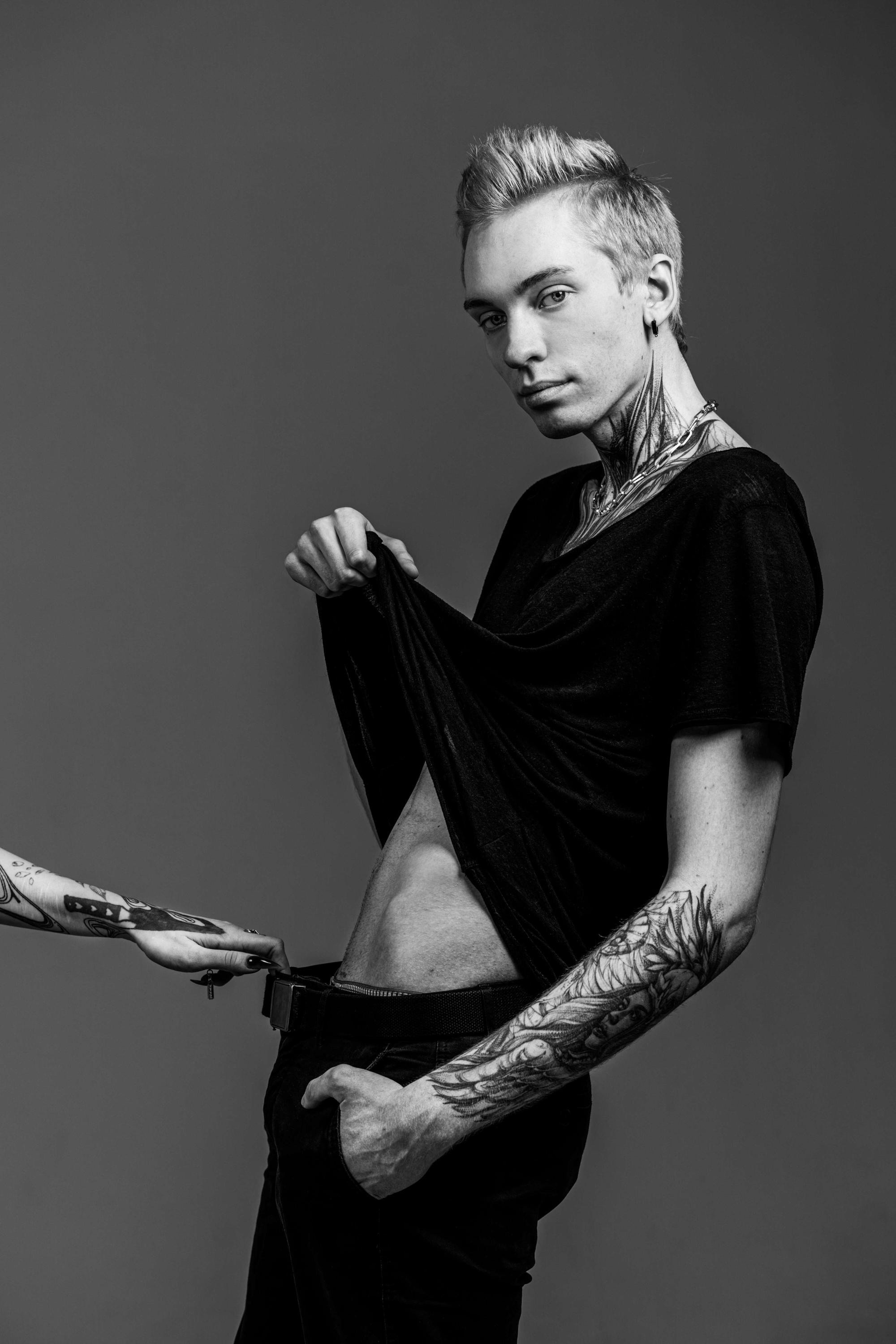 Артисты больших и малых сцен