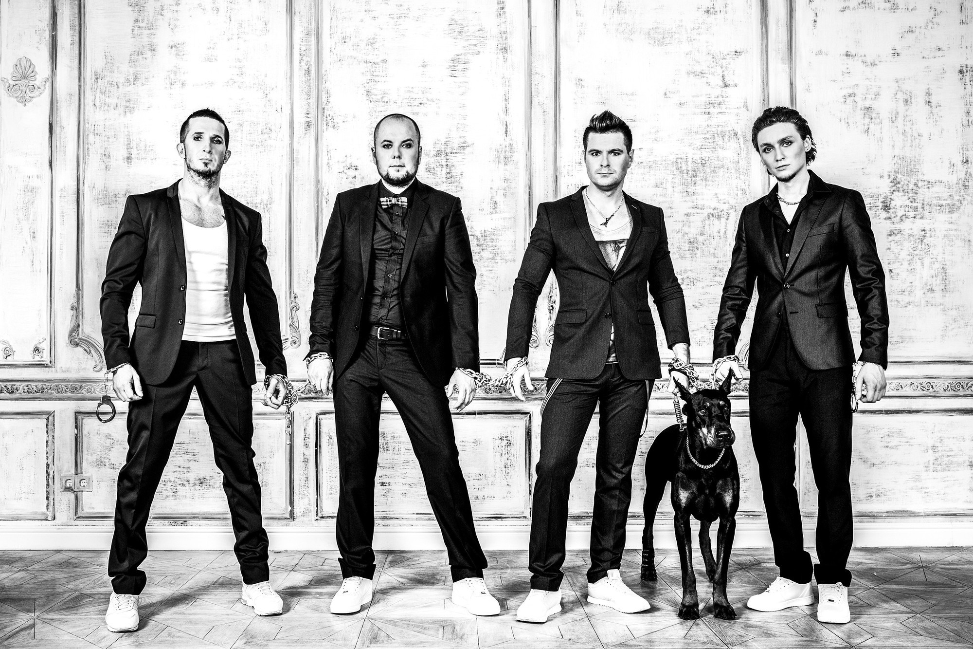 Кавер-группа House For Barbies