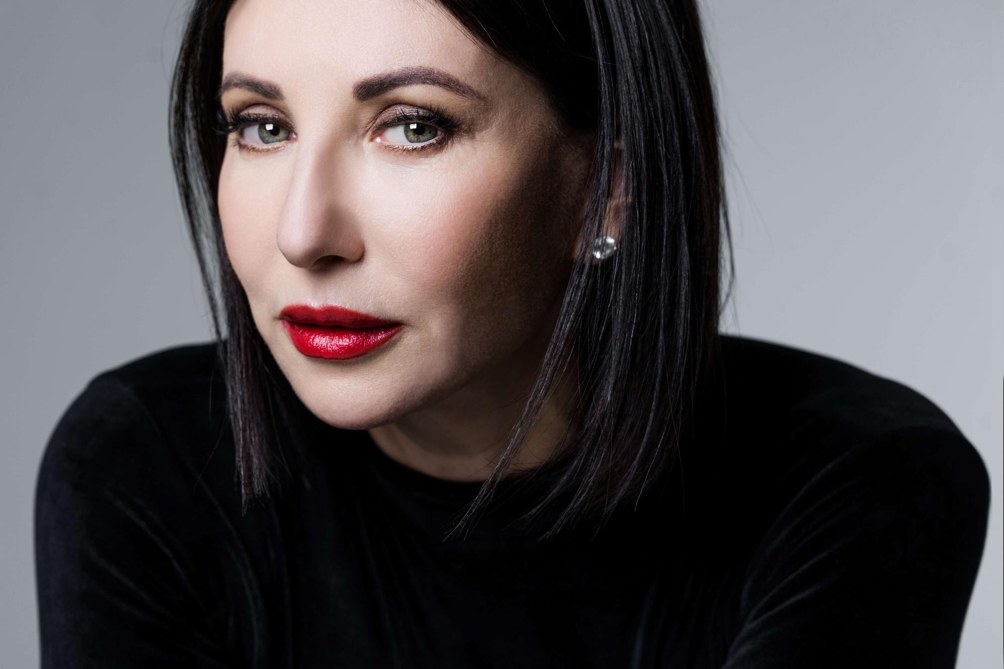 Артисты больших и малых сцен