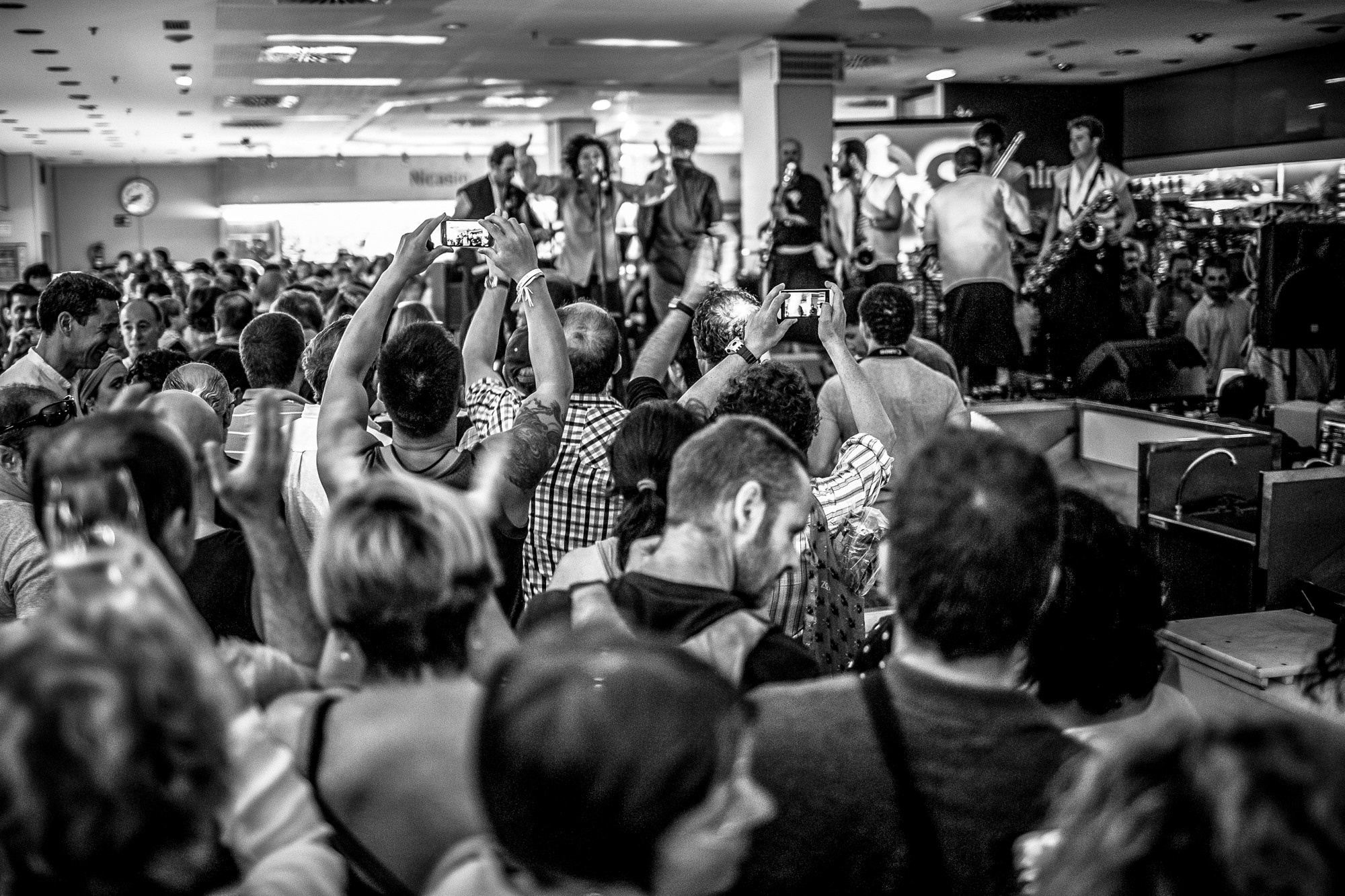 Концерт The Bronsons Brothers, Сан-Себастьян, Испания