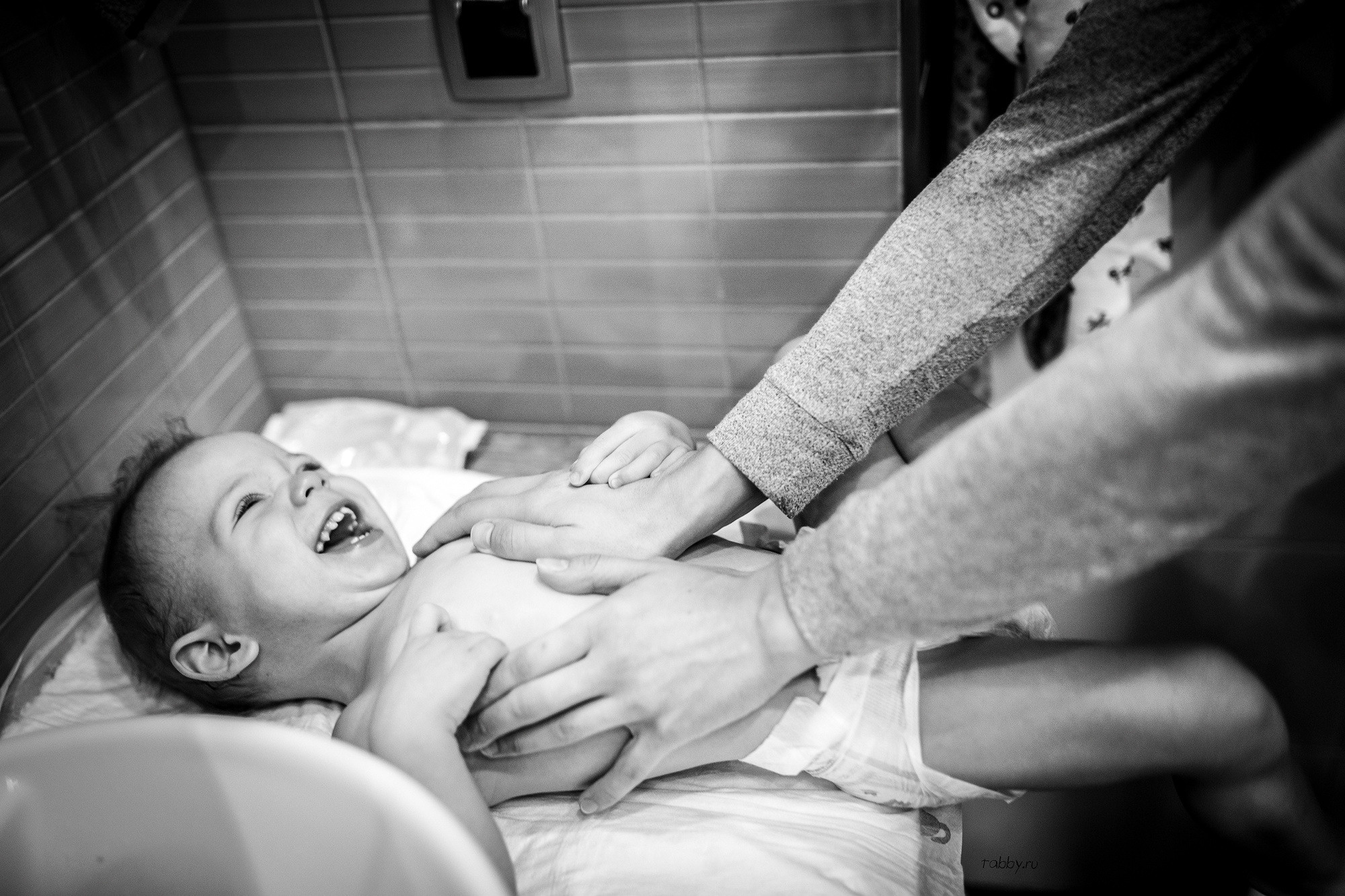 Один день. Маруся и Тимоша. 1 год