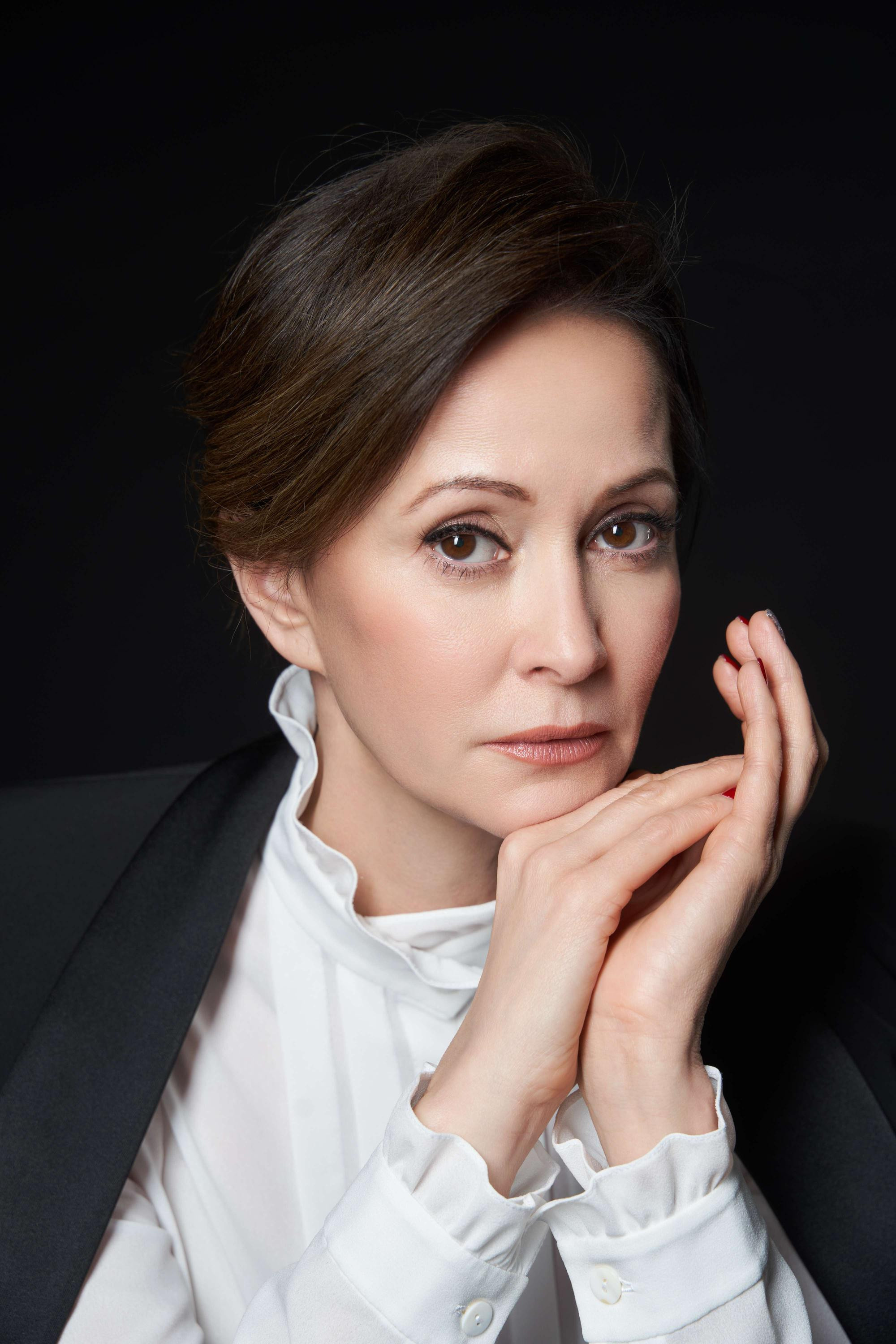 Артисты больших и малых сцен