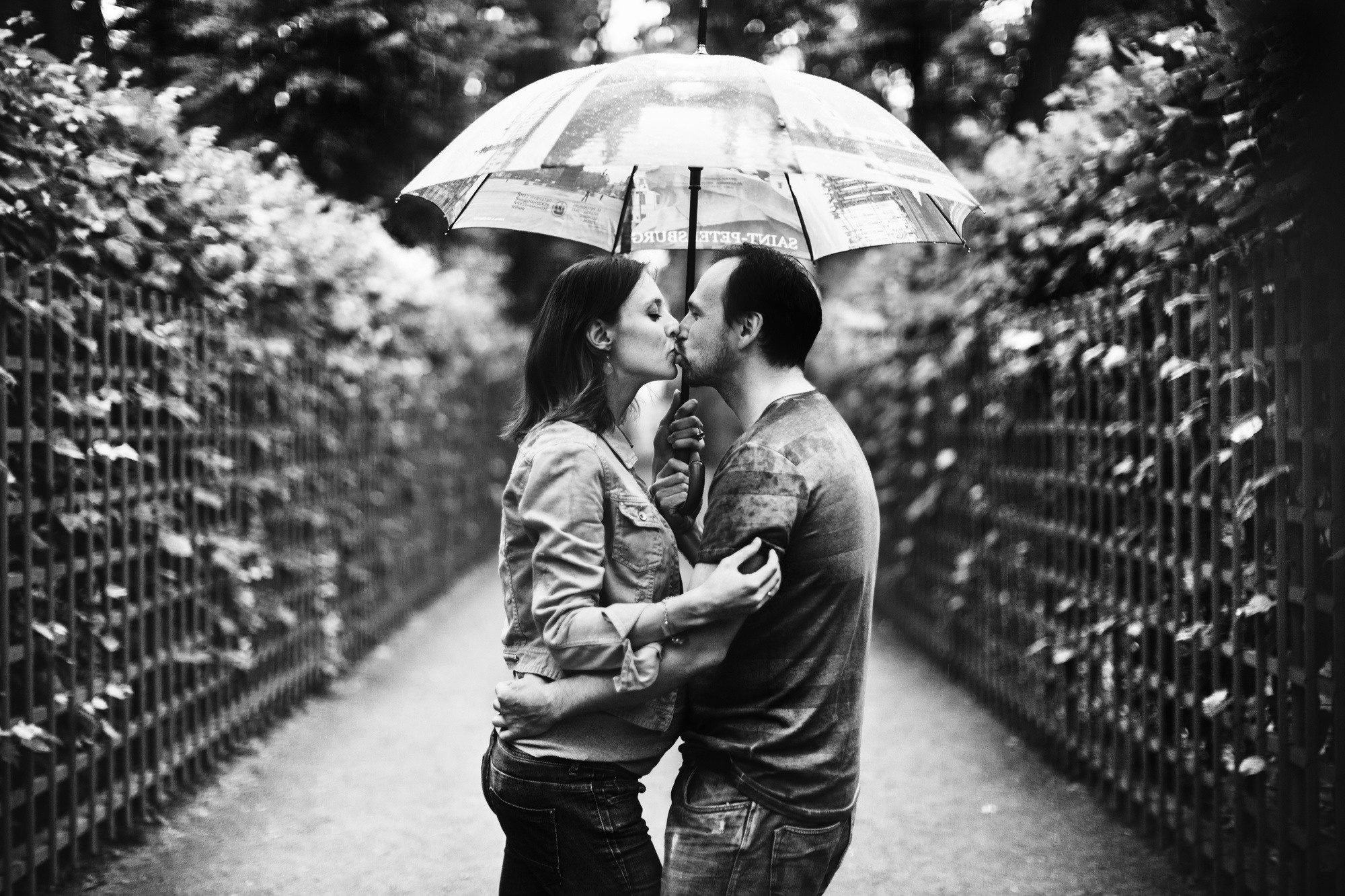 Катя и Леша в ожидании двух совершенно новеньких человечков