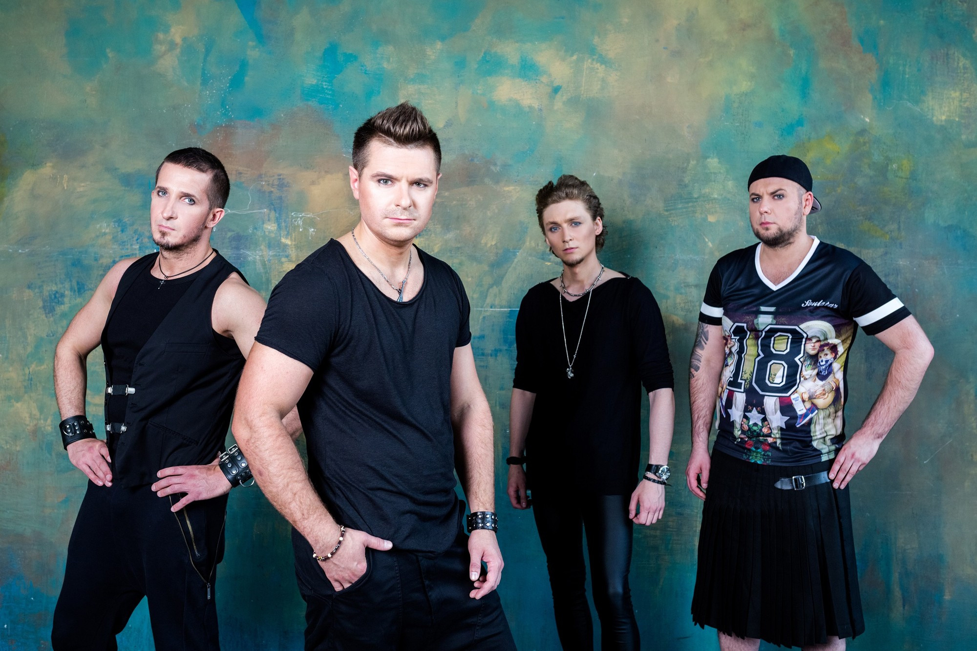 Кавер-группа House For Barbies