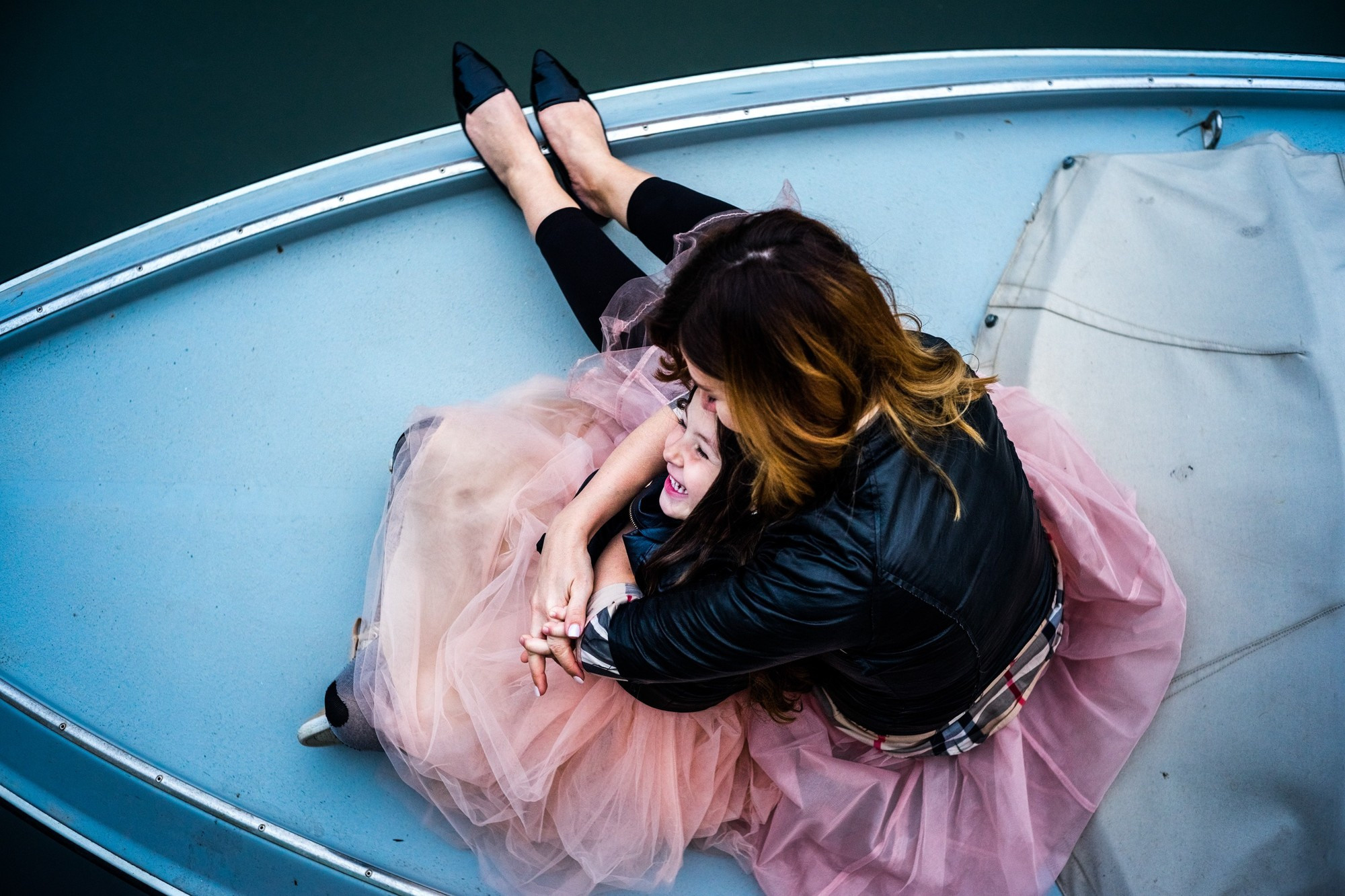 Дочки-матери — Юлия и Алиссия, Бурано, Италия