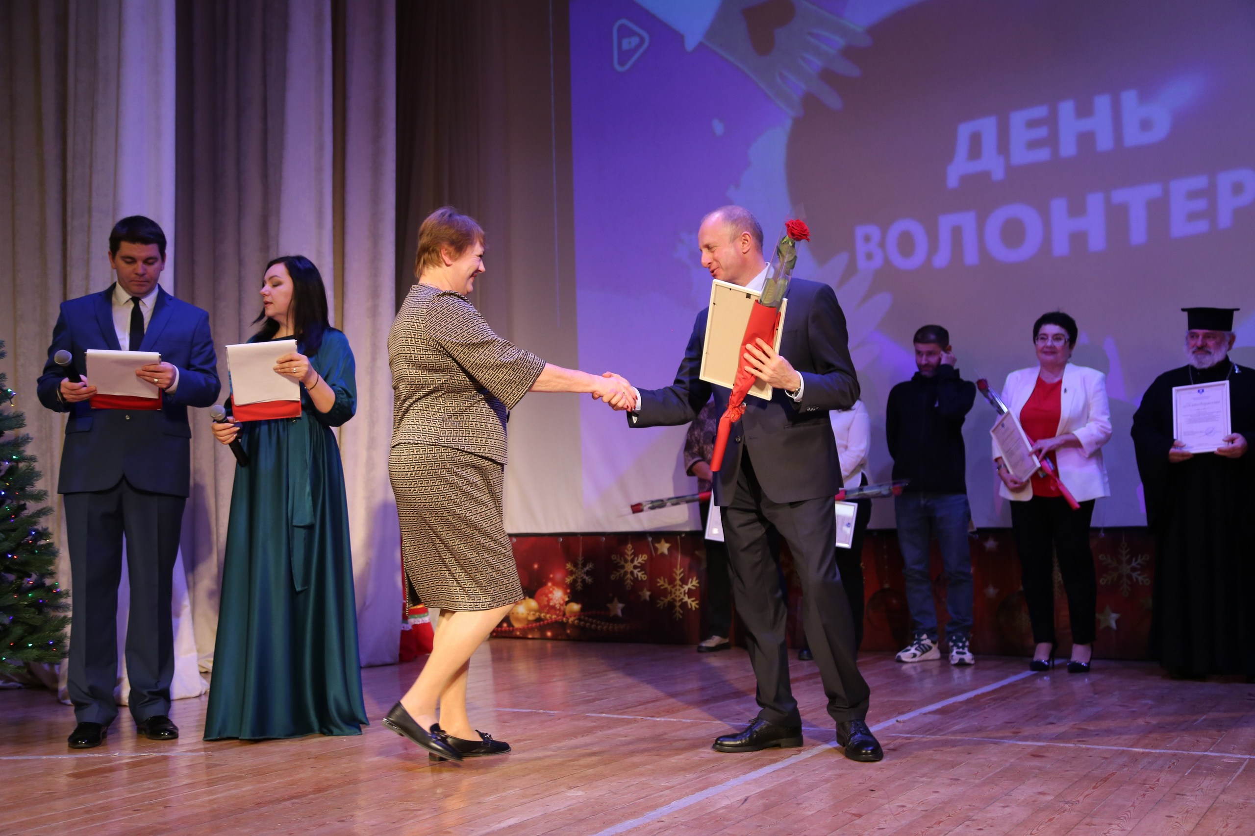 День Волонтёра. Жизнь курорта Кабардинка в фотографиях