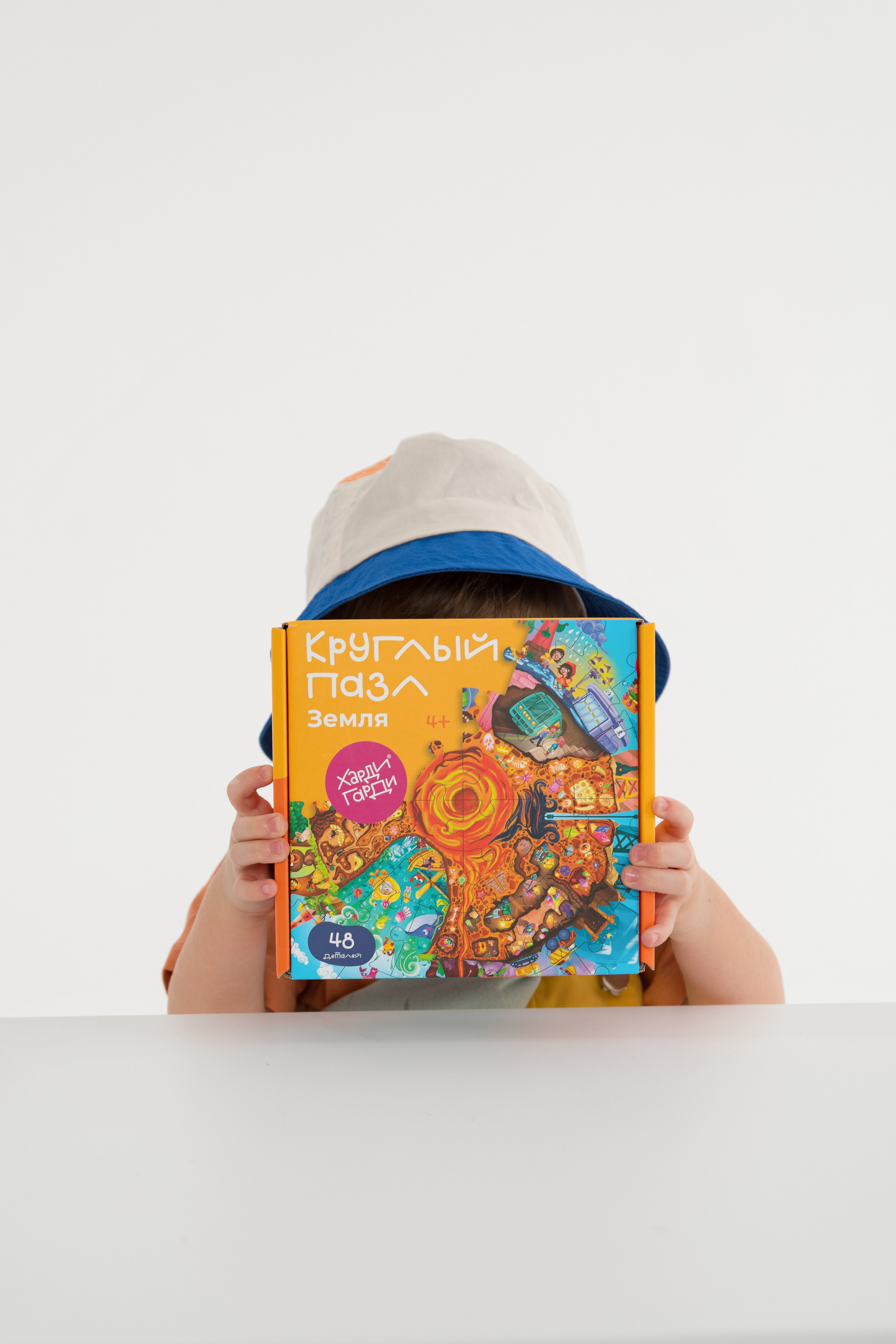 Съемка в циклораме для Харди Гарди. Детский и контент фотограф Надя Волкова Санкт-Петербург