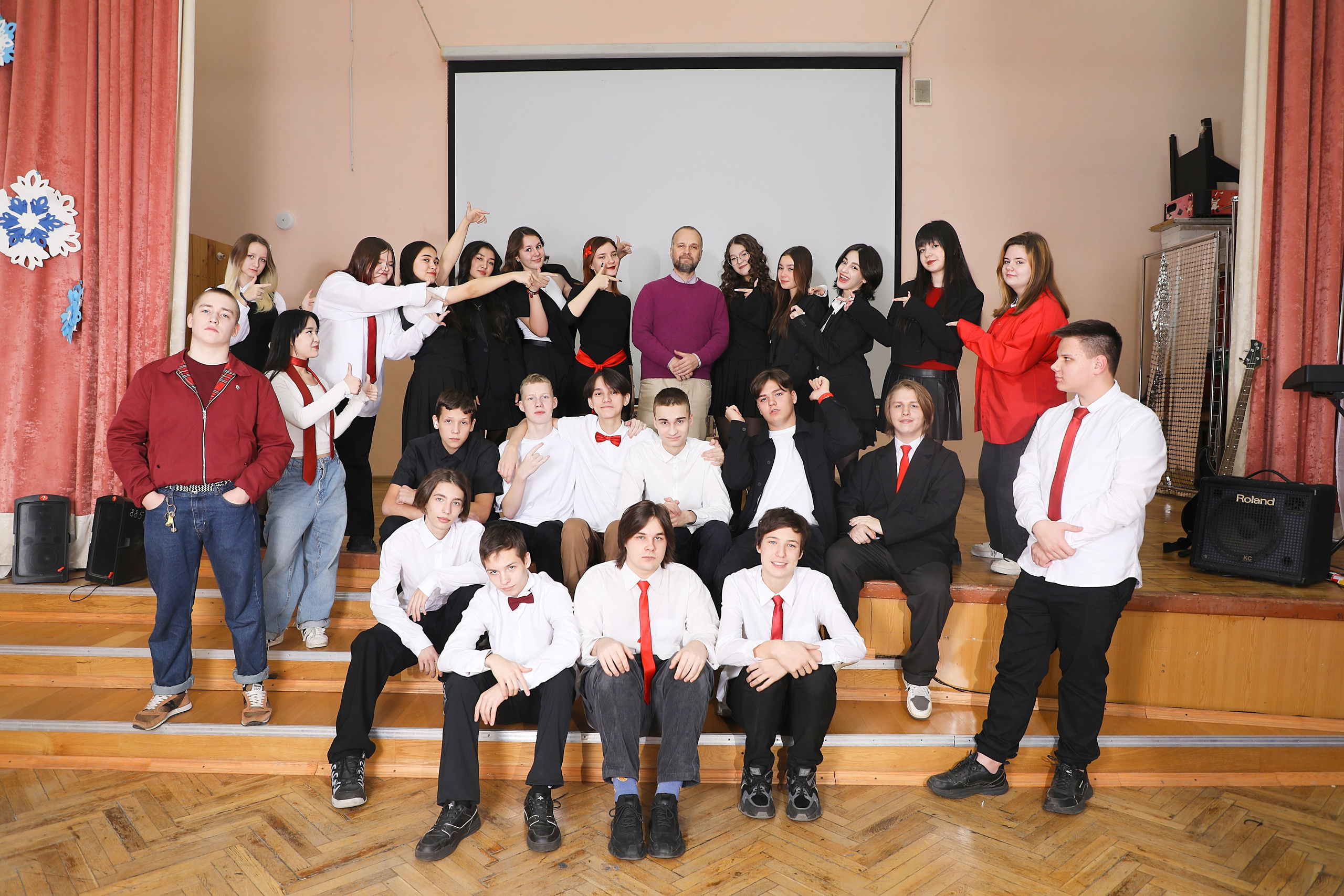 Школа 9-11 классы. Школьный фотограф Олеся Галатова