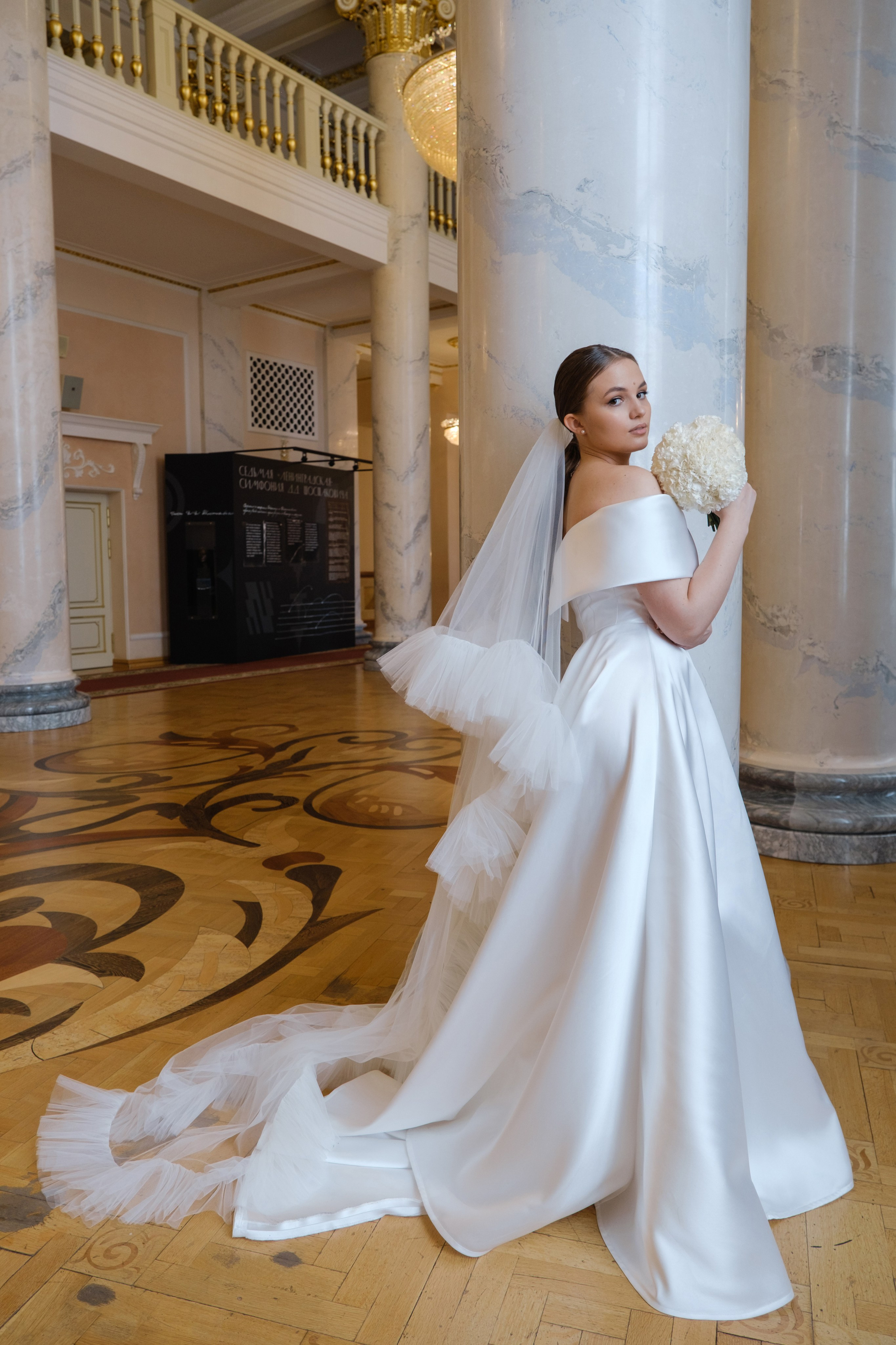 Самарский академический театр оперы и балета имени Д. Д. Шостаковича. Wedding photographer