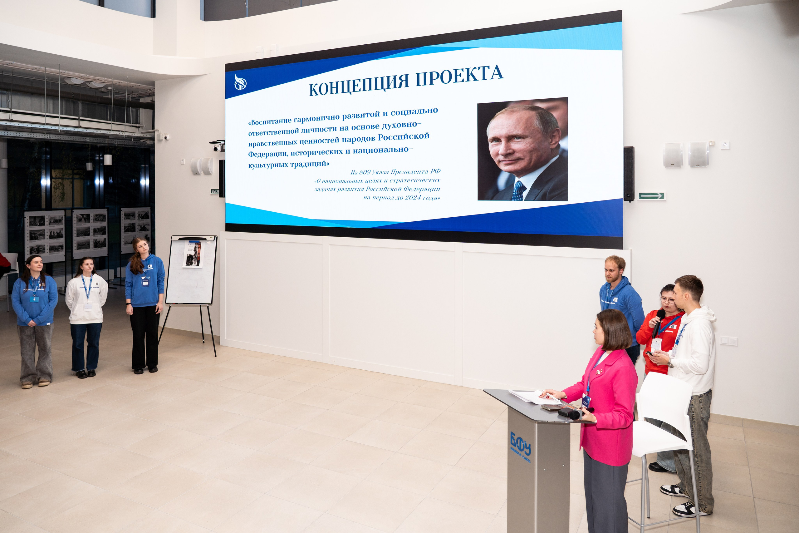 Историческая медиашкола 2025 в Калининграде. Репортажный фотограф в Москве Легкая Софья