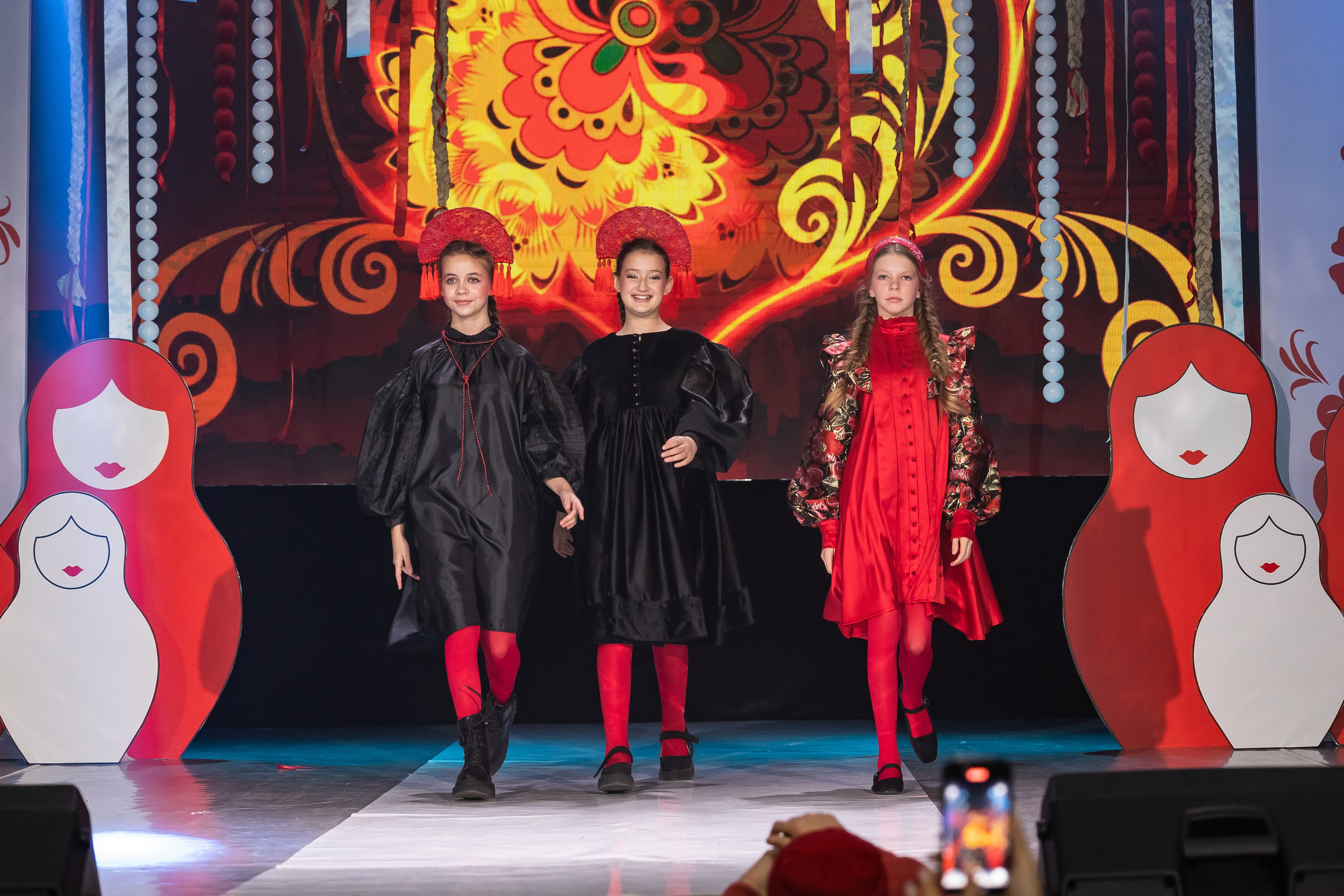 Показ Happy Kids. Выпускные альбомы во Владивостоке