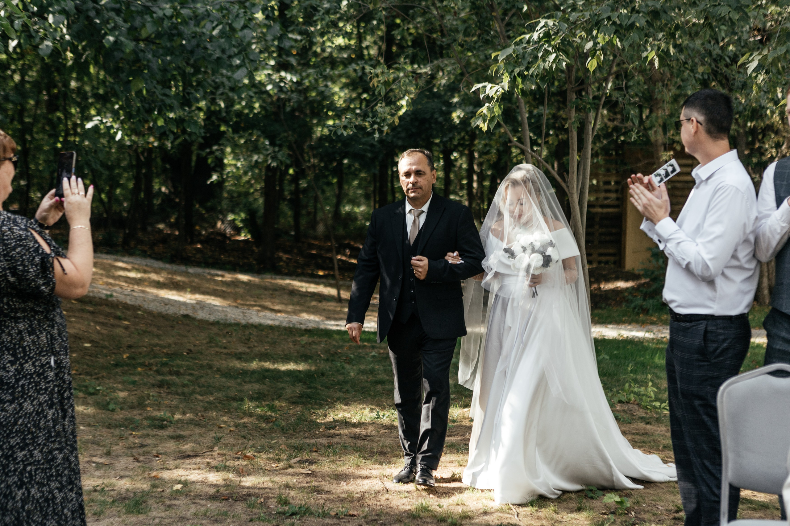 Свадебный фотограф Уфа — Руслан ГабдлисламовЖивые эмоции, красивые кадры, воспоминания на всю жизнь.Работаю по всей Республике Башкортоста. Свадебный фотограф Уфа Руслан Габдлисламов