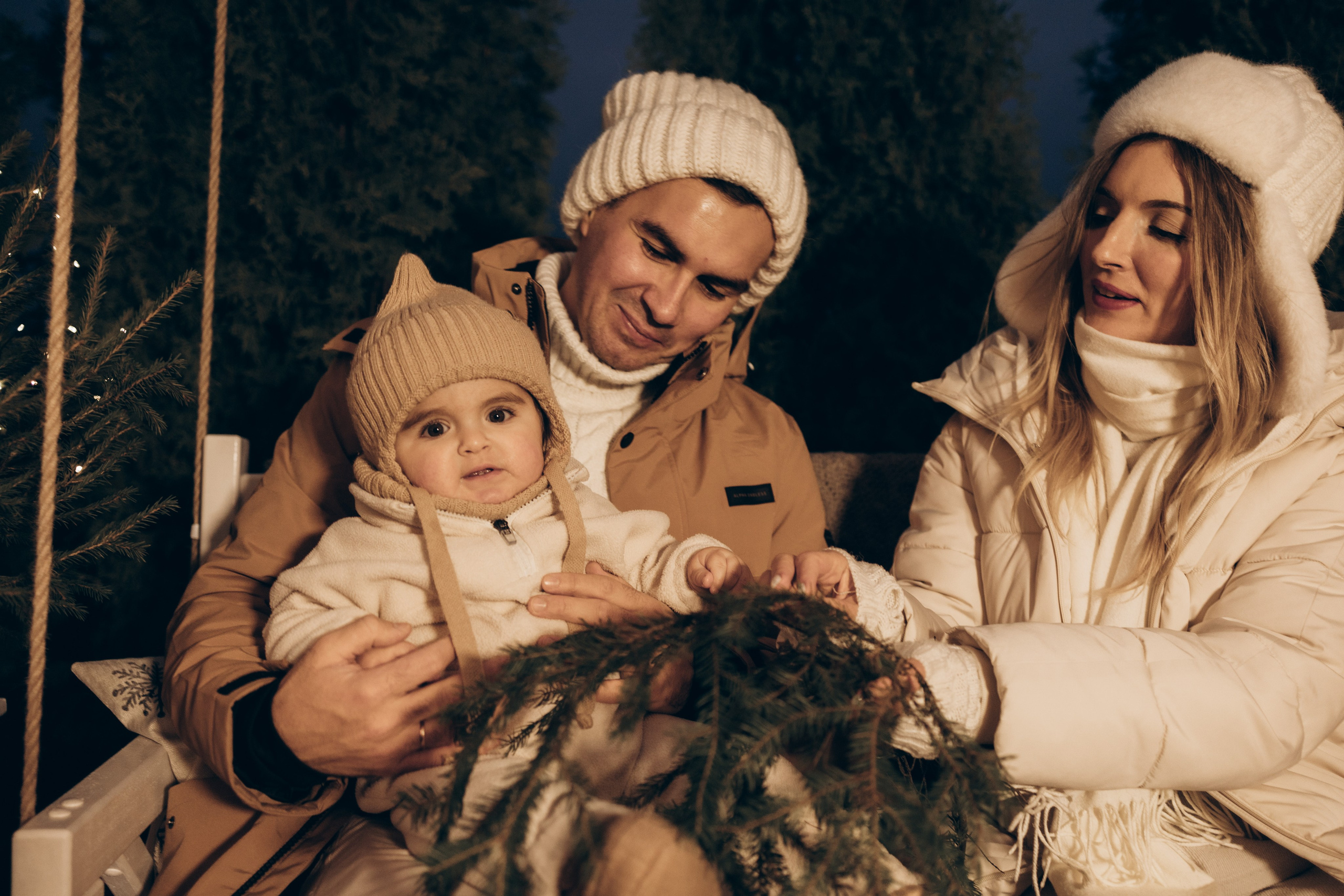 Семейная новогодняя фотосессия в Леона даче. Семейный и детский фотограф в Санкт-Петербурге Павлова Елена