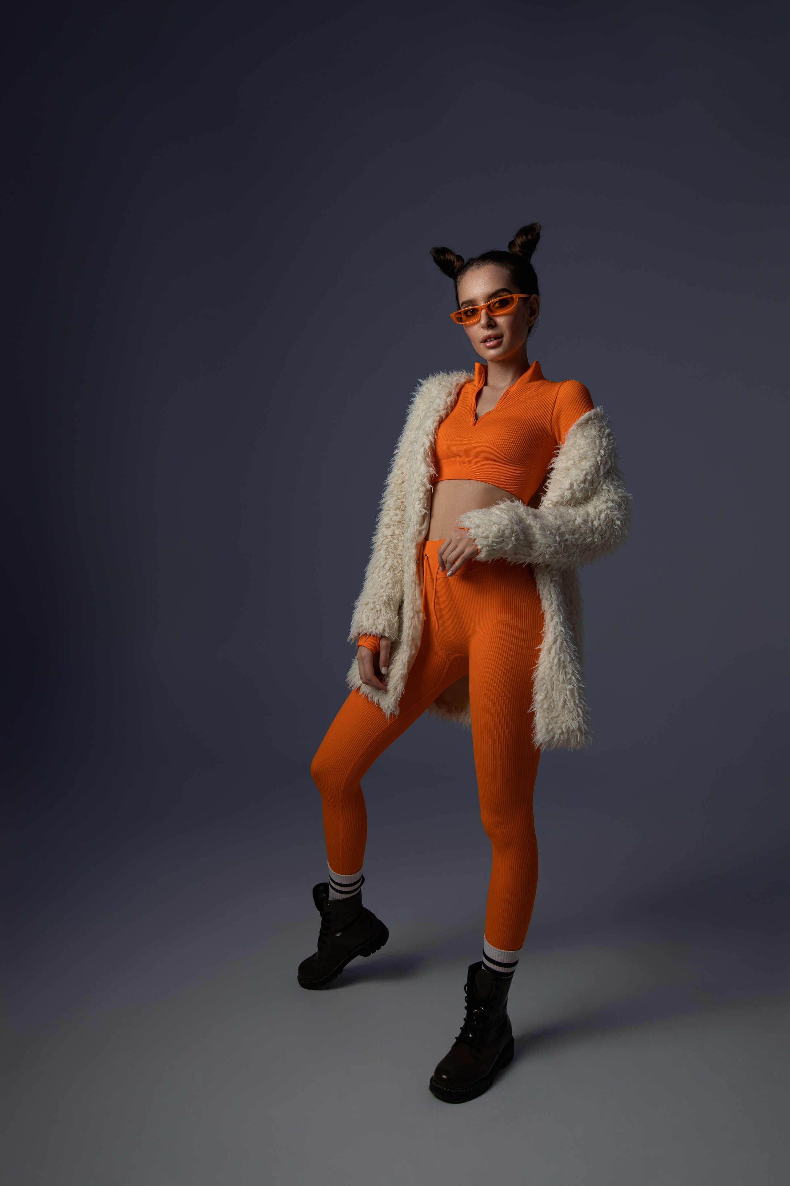 Студийная съемка с Дариной на циклораме в формате для «себя»