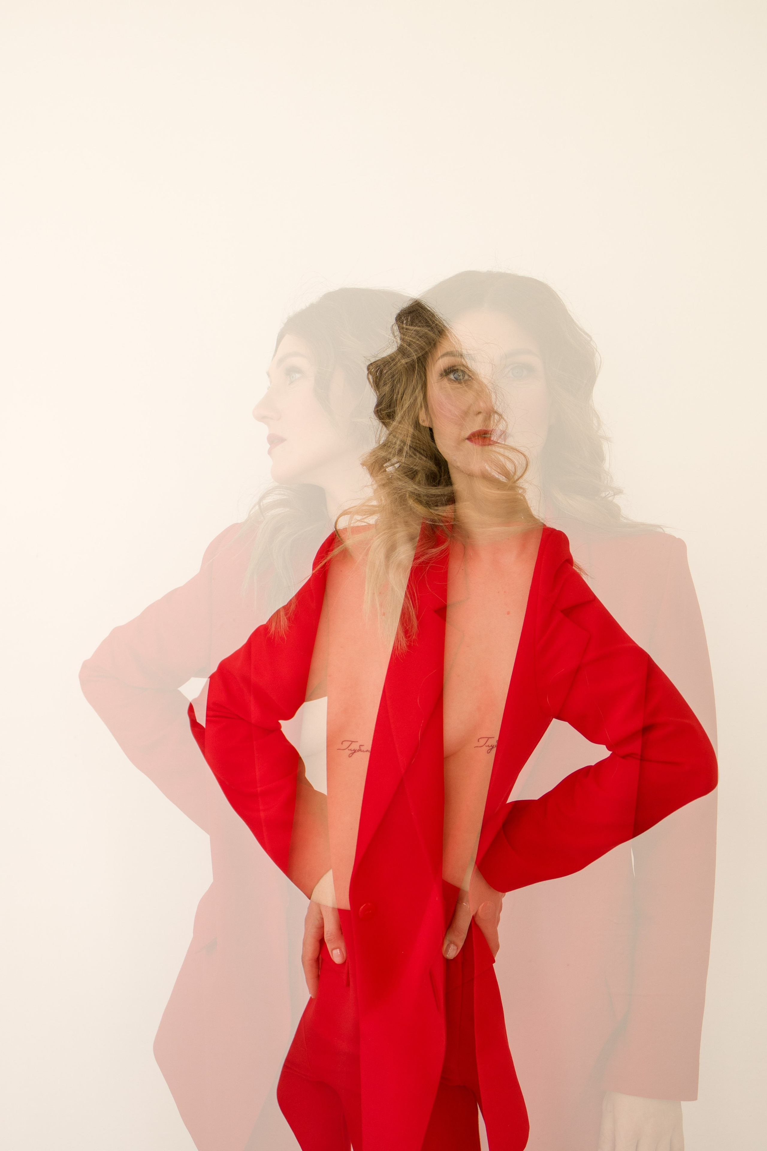 Lady in red. Художественная фотография