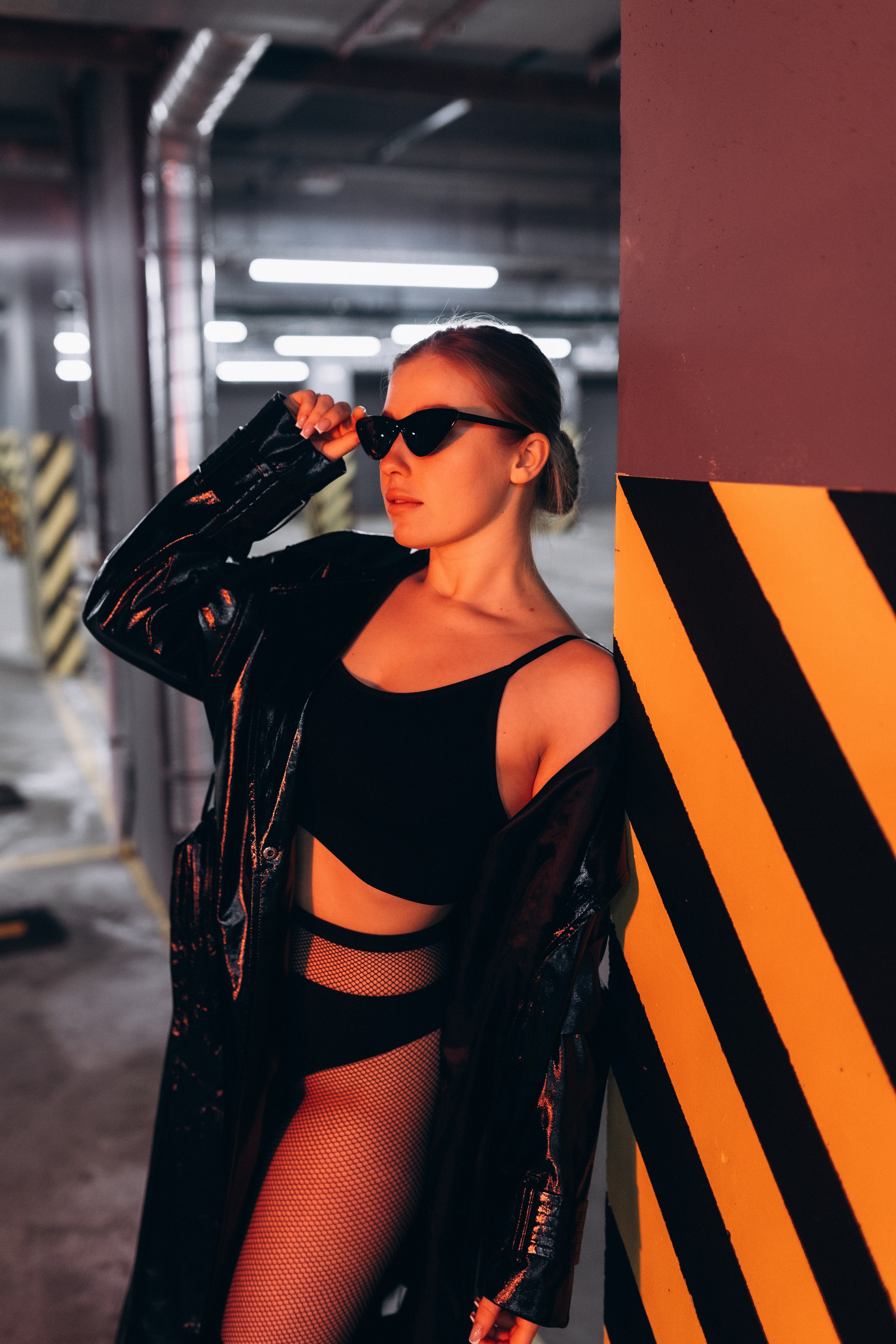 Наташа и парковка. Фотограф Артем Бросов в Санкт-Петербурге и Дубае