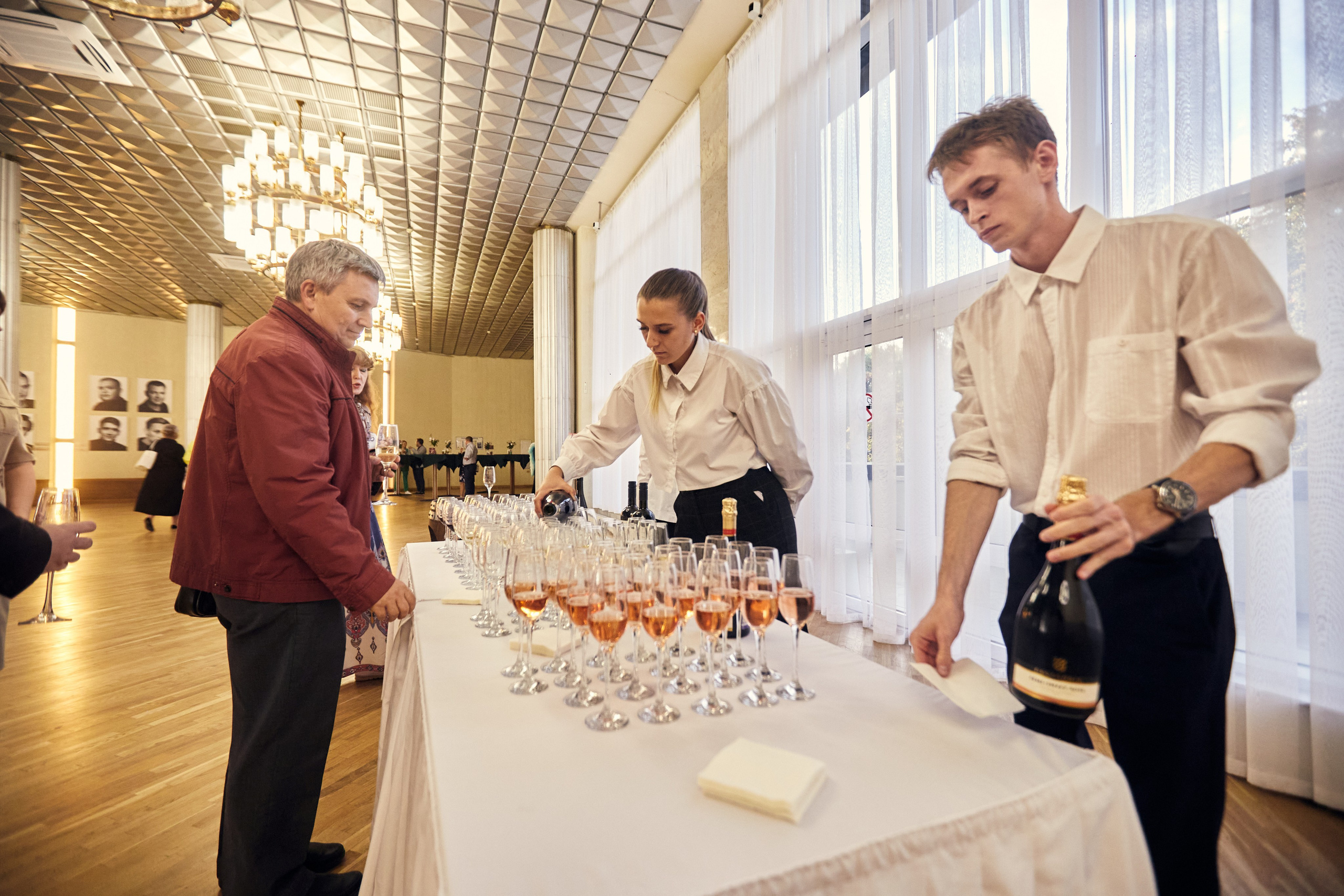 Открытие 105-го театрального сезона. Театр драмы им. М. Горького. Фотограф Юлия Маринина