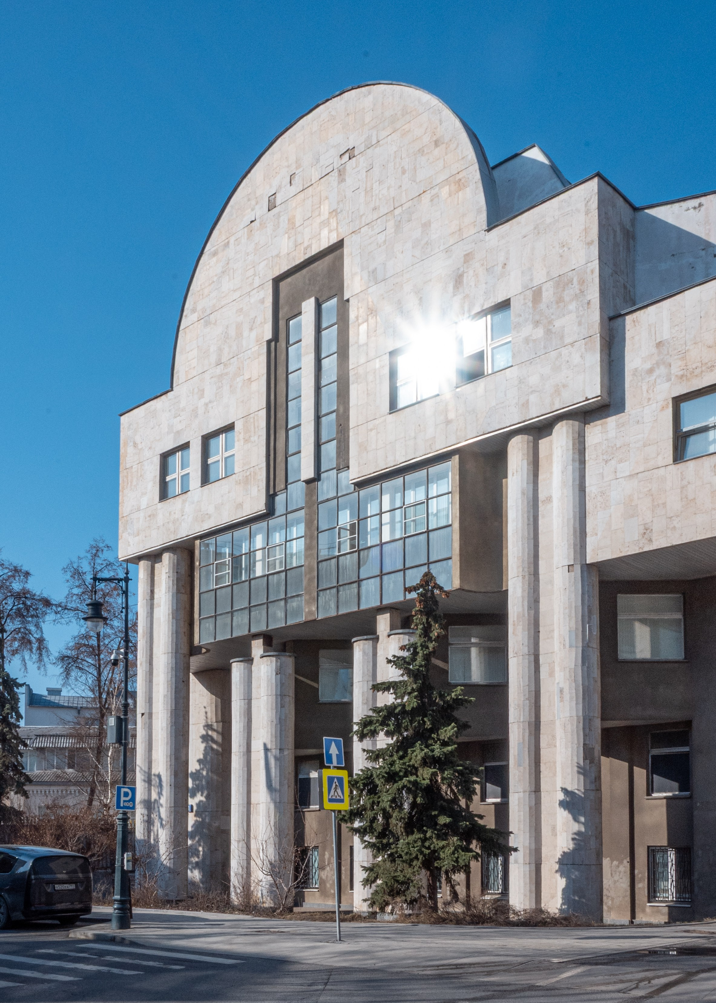 Архитектурные цитаты на Патриарших. П&П — Полезное с Приятным. Фотоэкскурсии — Москва на память. Экскурсовод и фотограф в Москве. Увези столицу в своём альбоме!