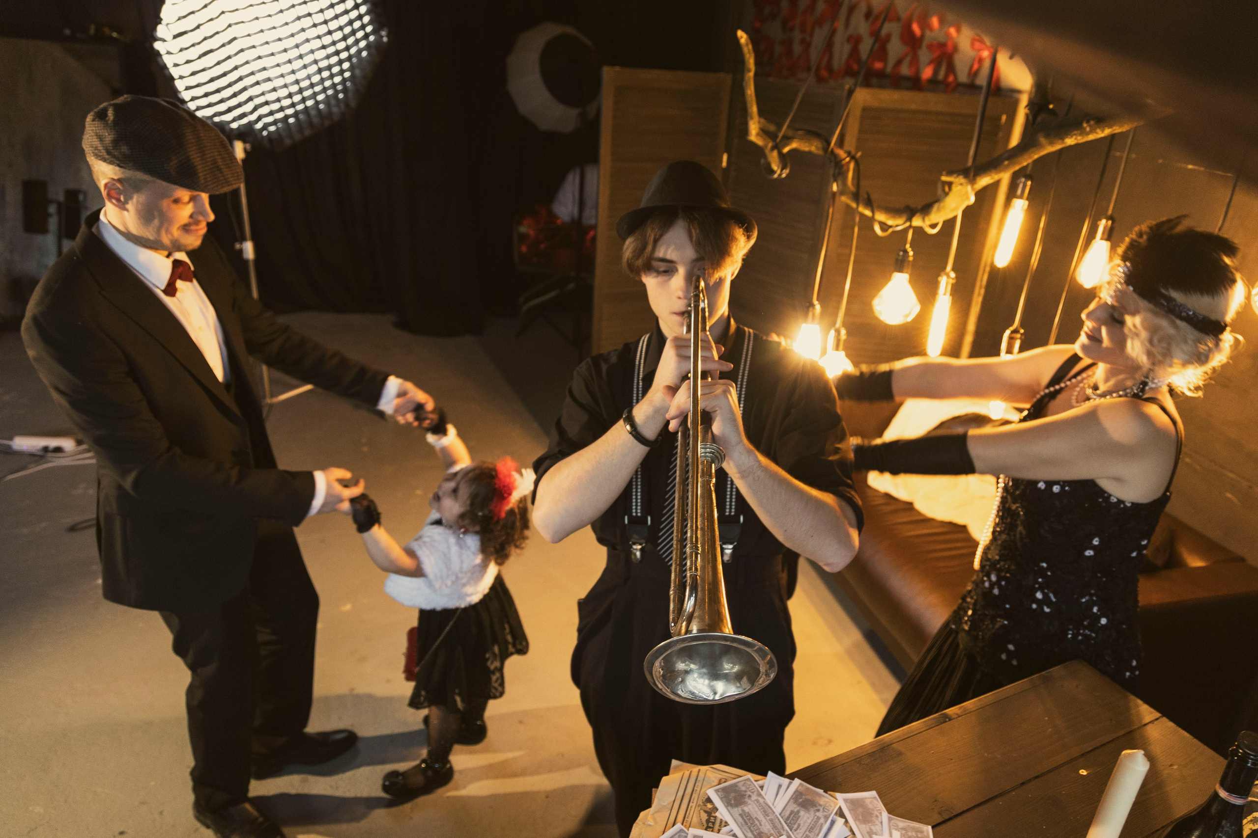 Семья Волковых. Фотограф для маркетплейсов, фотоуслуги в Жуковском Татьяна Марсуверских