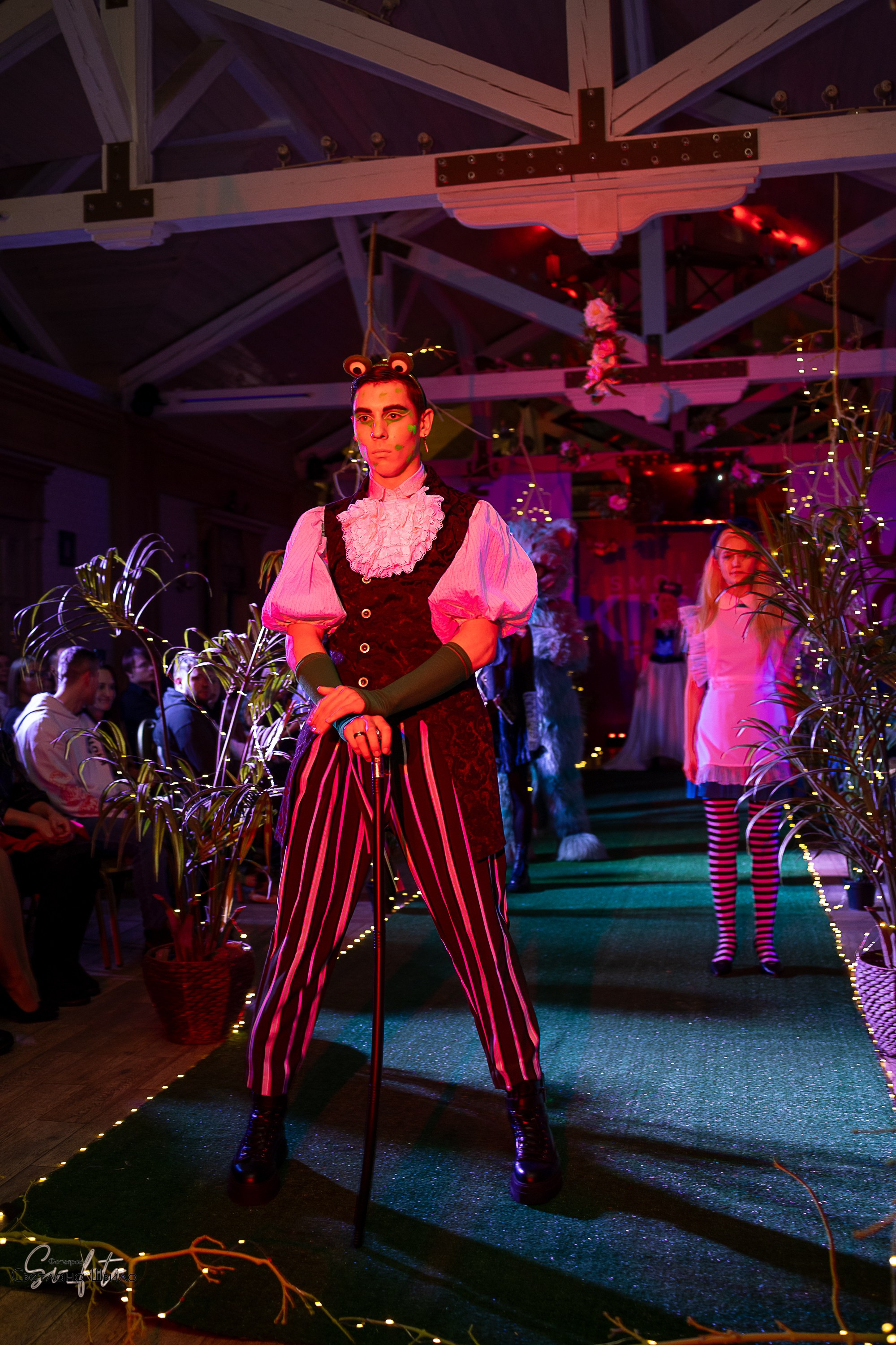 Smolensk Fashion Week_показы_ДЕНЬ 3_ФИНАЛ_Алиса в стране чудес. Главная