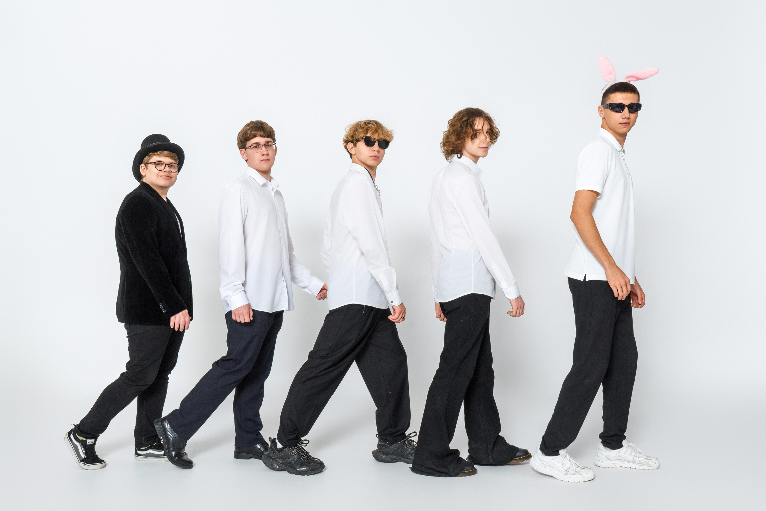 Локация для коллективных кадров № 2. Выпускные альбомы клевербук Воронеж