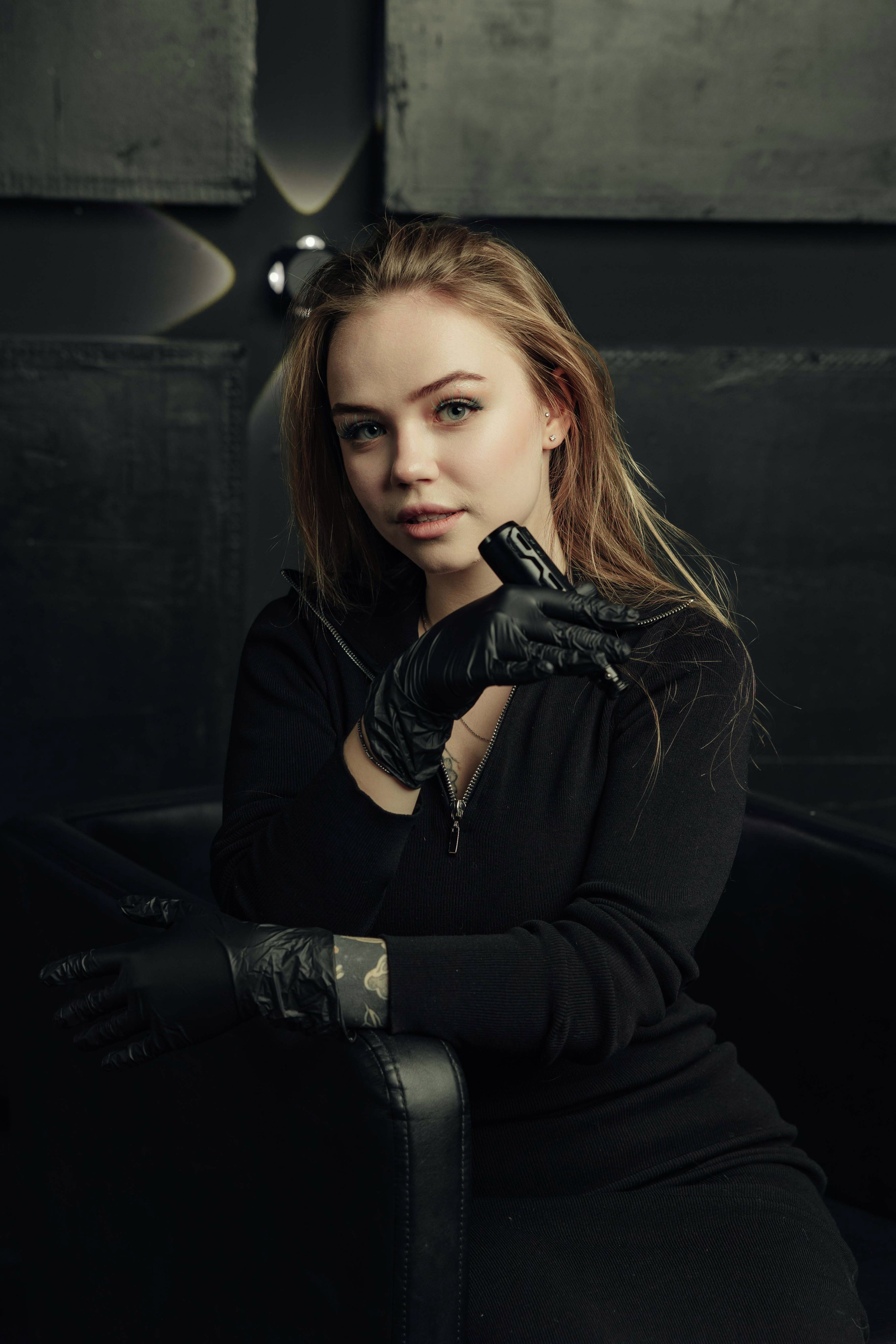 Коллективная фотосессия для мастеров тату-салона «Бить-Колотить». Алексей Шаров — свадебный и репортажный фотограф в Нижнем Новгороде