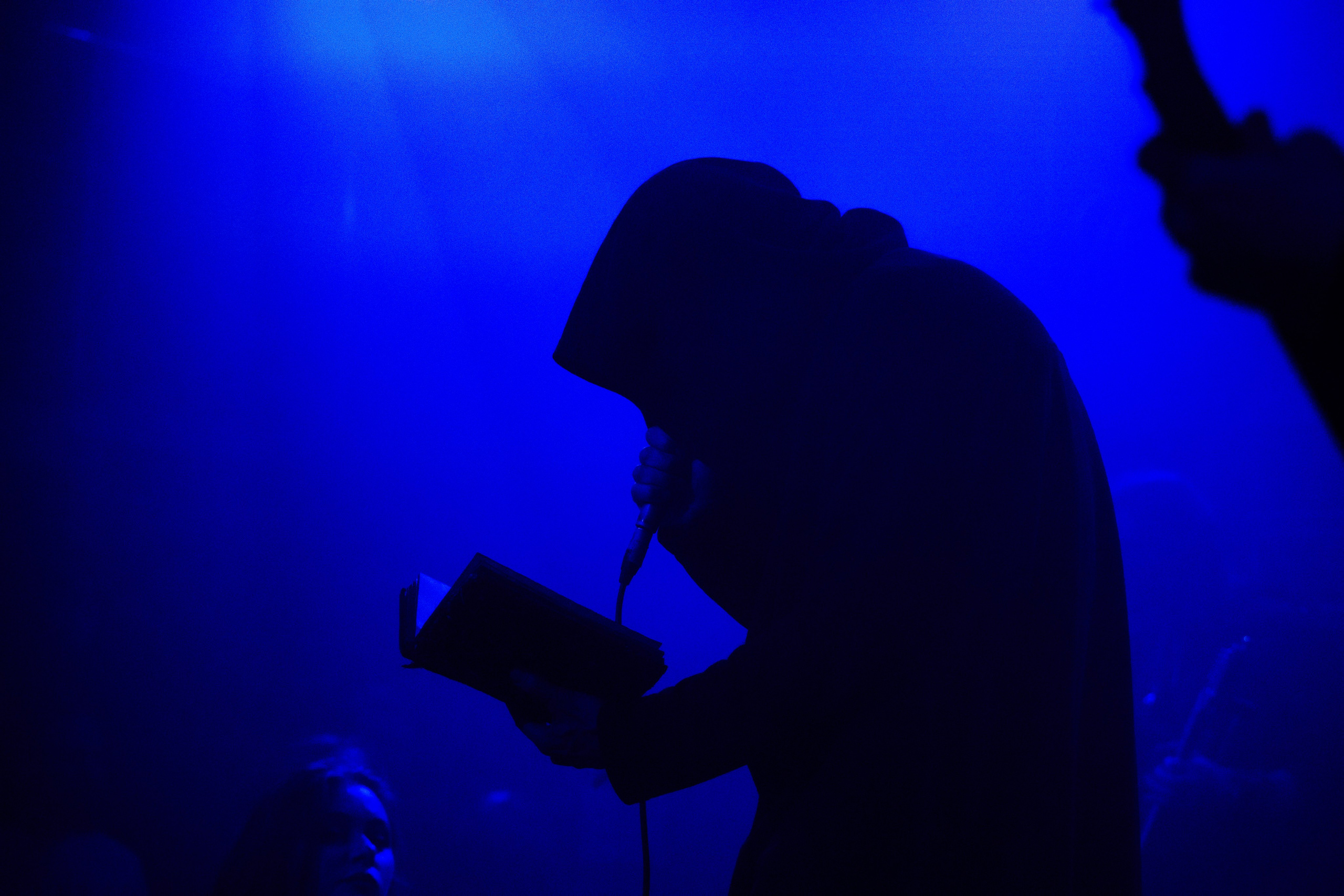 Inside the Rain|Ласточка. Концертный и репортажный фотограф в Санкт-Петербурге Слава Пахомов