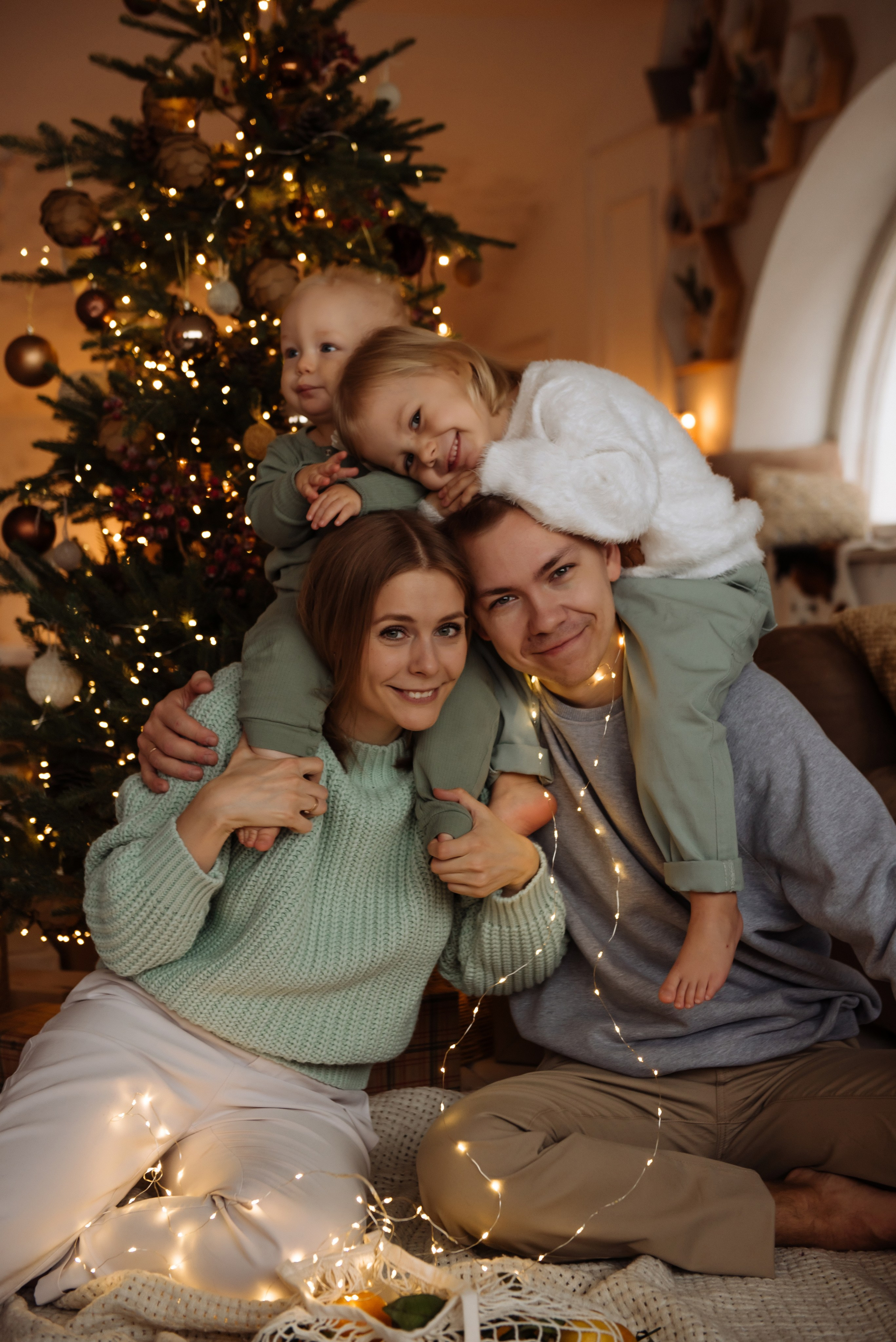 New Year Логиновы. Свадебный, портретный, фотограф беременности в Нижнем Новгороде Алина Зиновьева