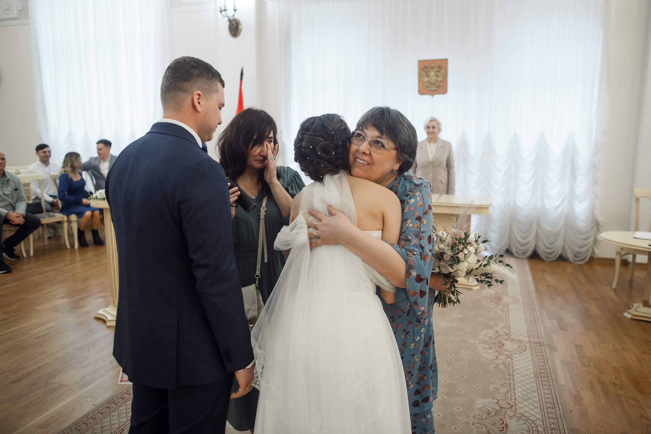 Анонс: Мария и Василий. Свадебный фотограф Игорь Брундасов 8PHOTO на свадьбу венчание загс СПб