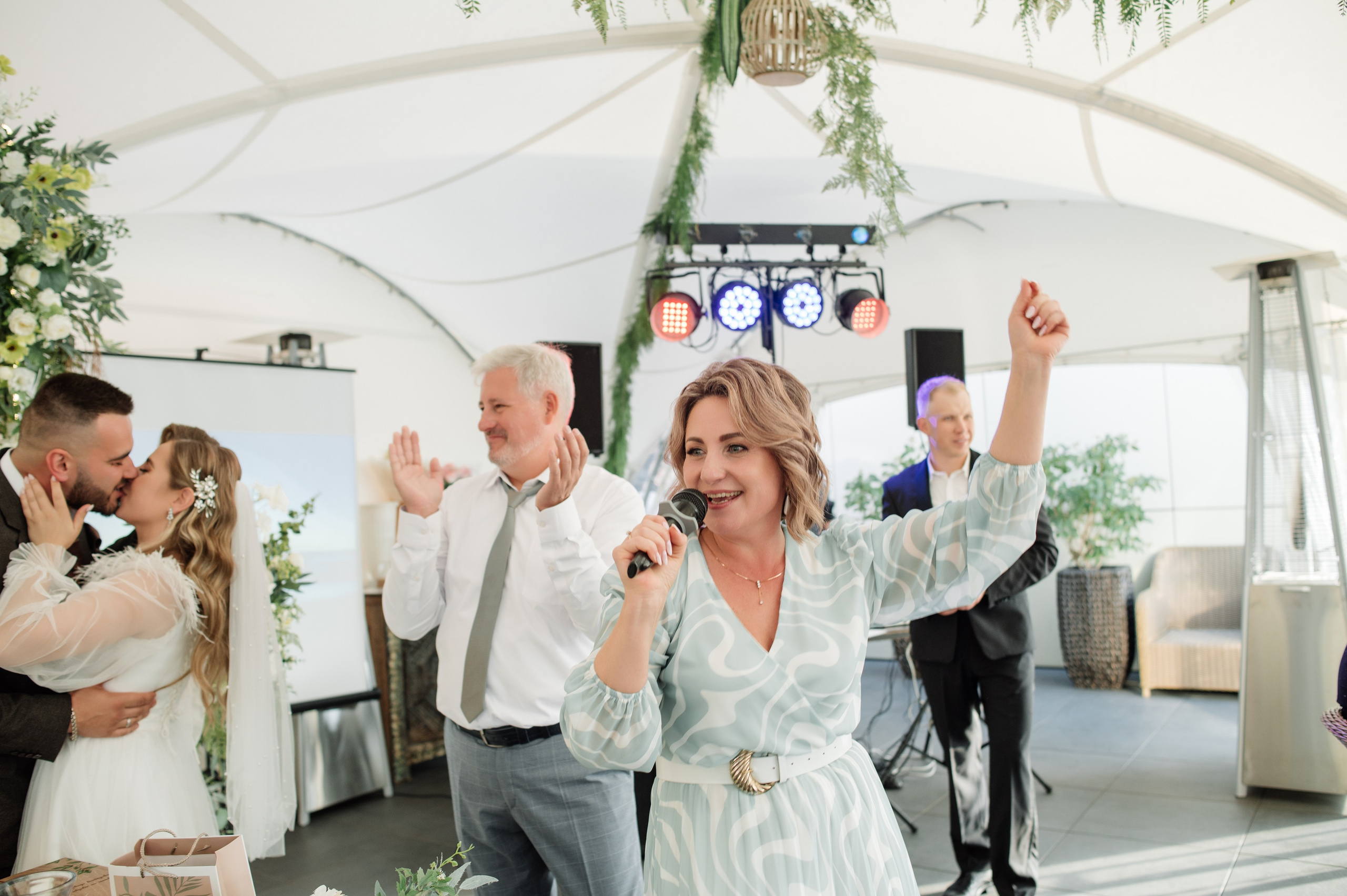 Свадебная фотосессия в Брянске, ресторан «Инжир». Свадебный и репортажный фотограф видеограф Брянск/Москва