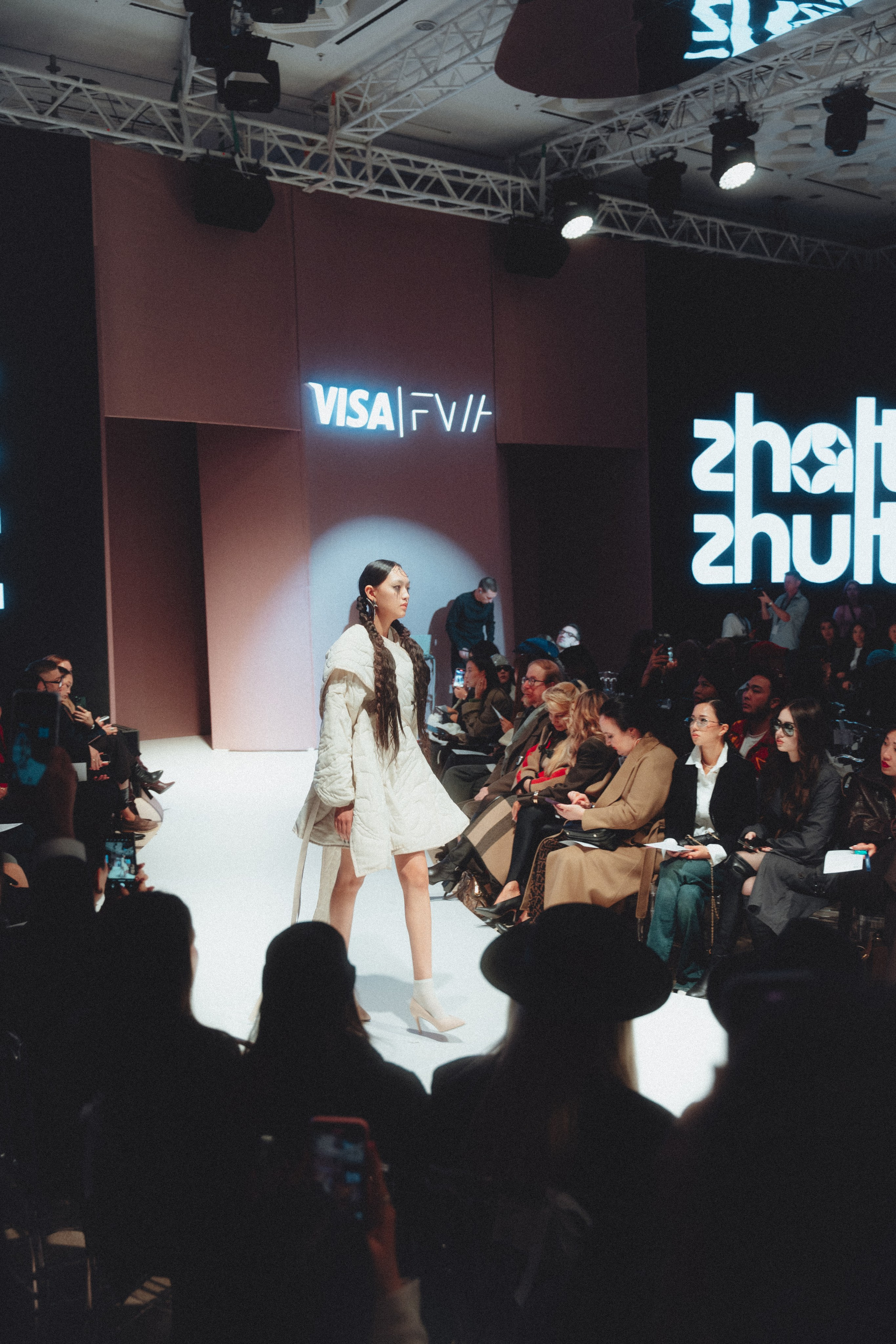 VISA FASHION WEEK ALMATY SS26 / THE PODIUM