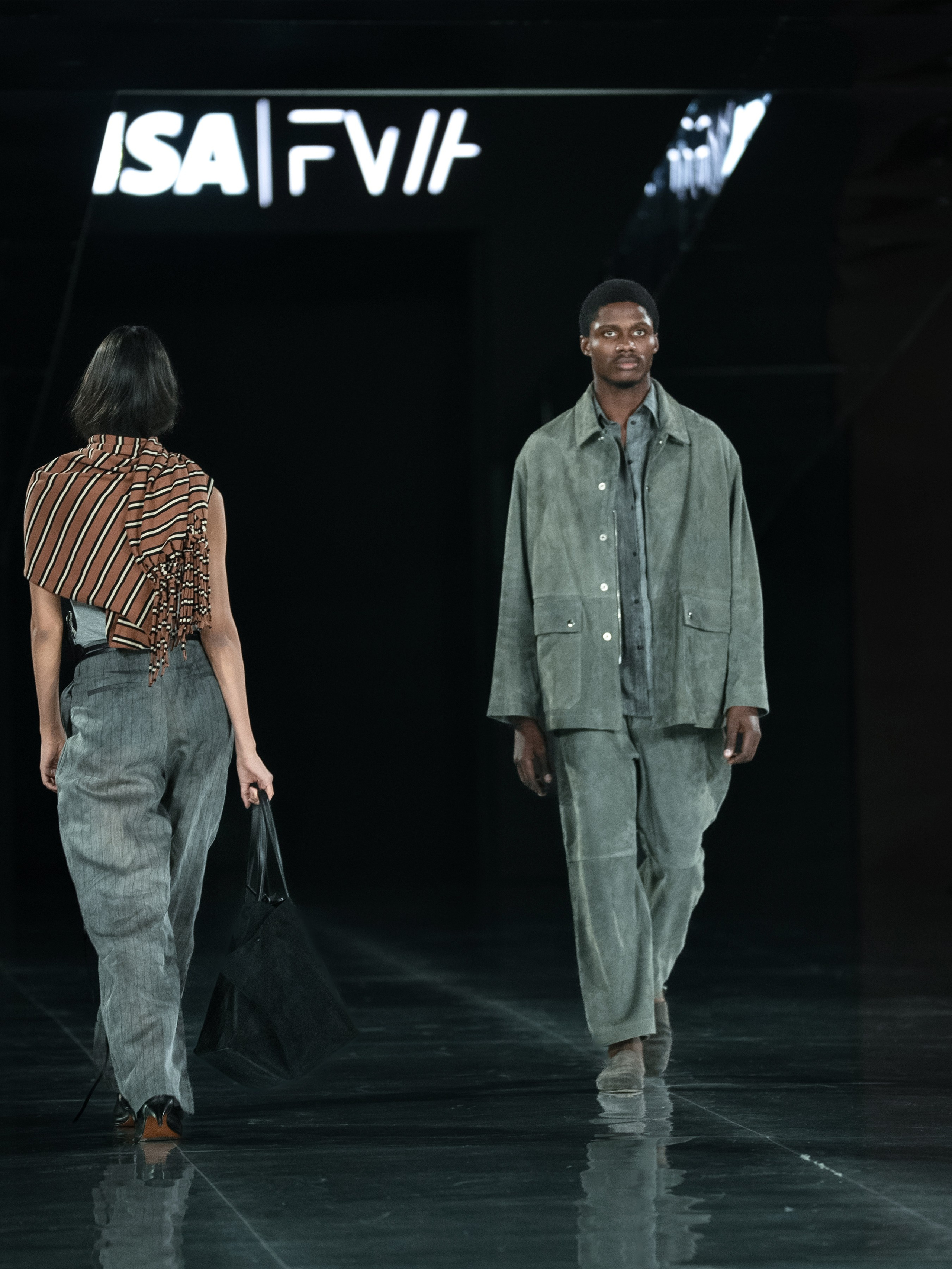 Visa Fashion Week Nanushka. Сайт Алматинского НЮ АРТ, будуар и фэшн фотографа Дениса Карпенко