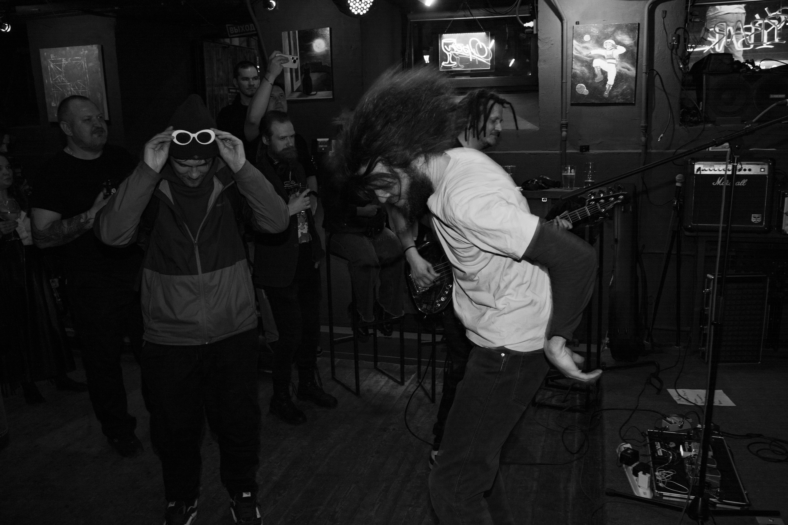 Сатива|Debaser. Концертный и репортажный фотограф в Санкт-Петербурге Слава Пахомов