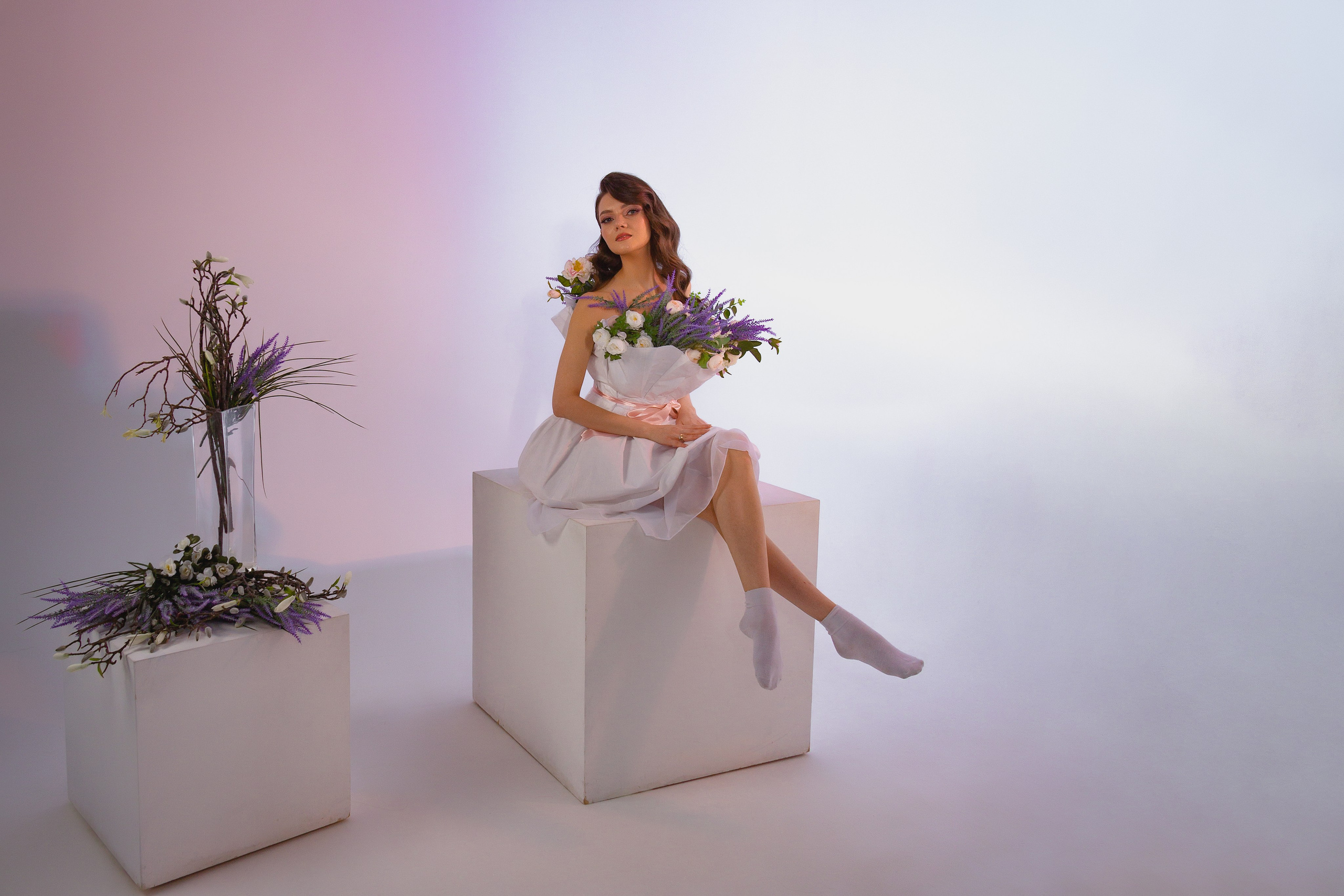 Весенняя фотосессия девушка цветок. Портретный фотограф в Санкт-Петербурге Анастасия Епифанова