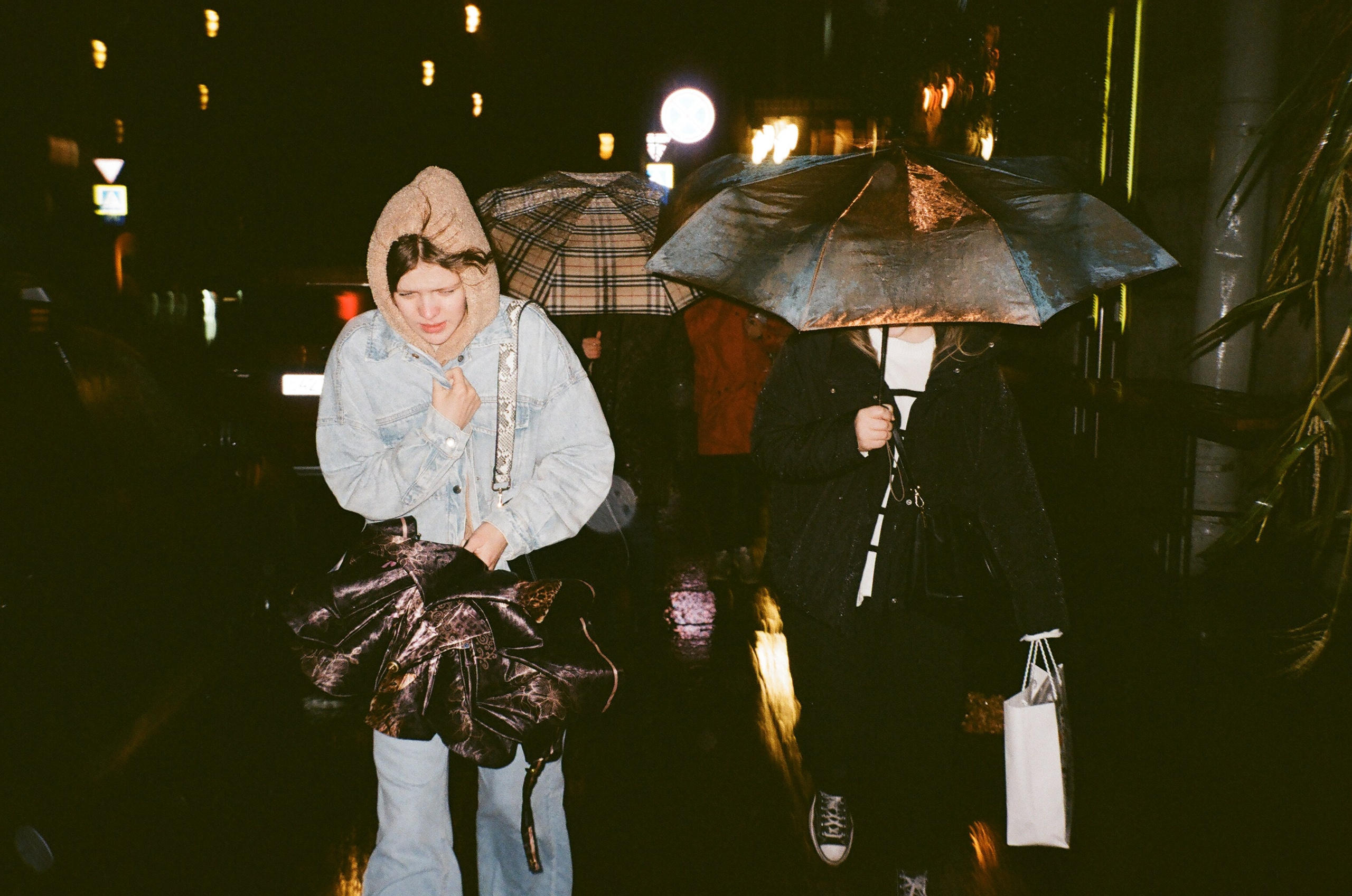 Фотографии на пленку в Санкт-Петербурге. Фотограф в Санкт-Петербурге DOLININ