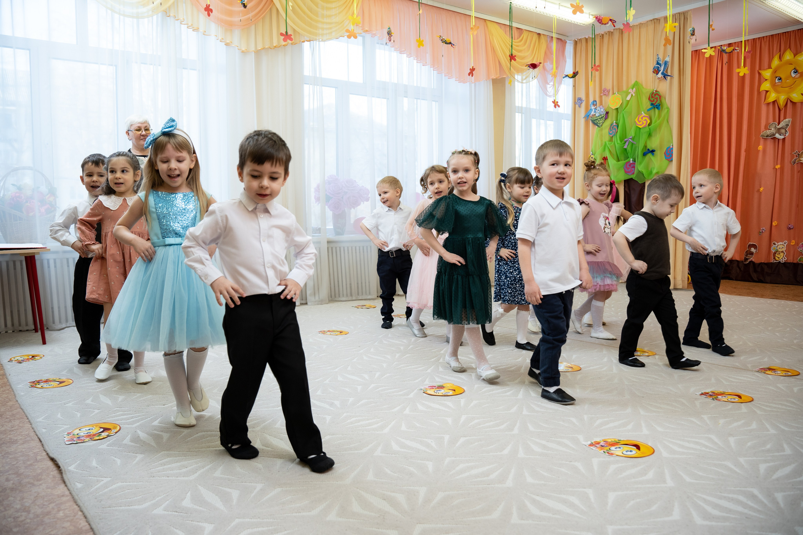 Утренник 8 Марта. Фотостудия «Стрекоза»