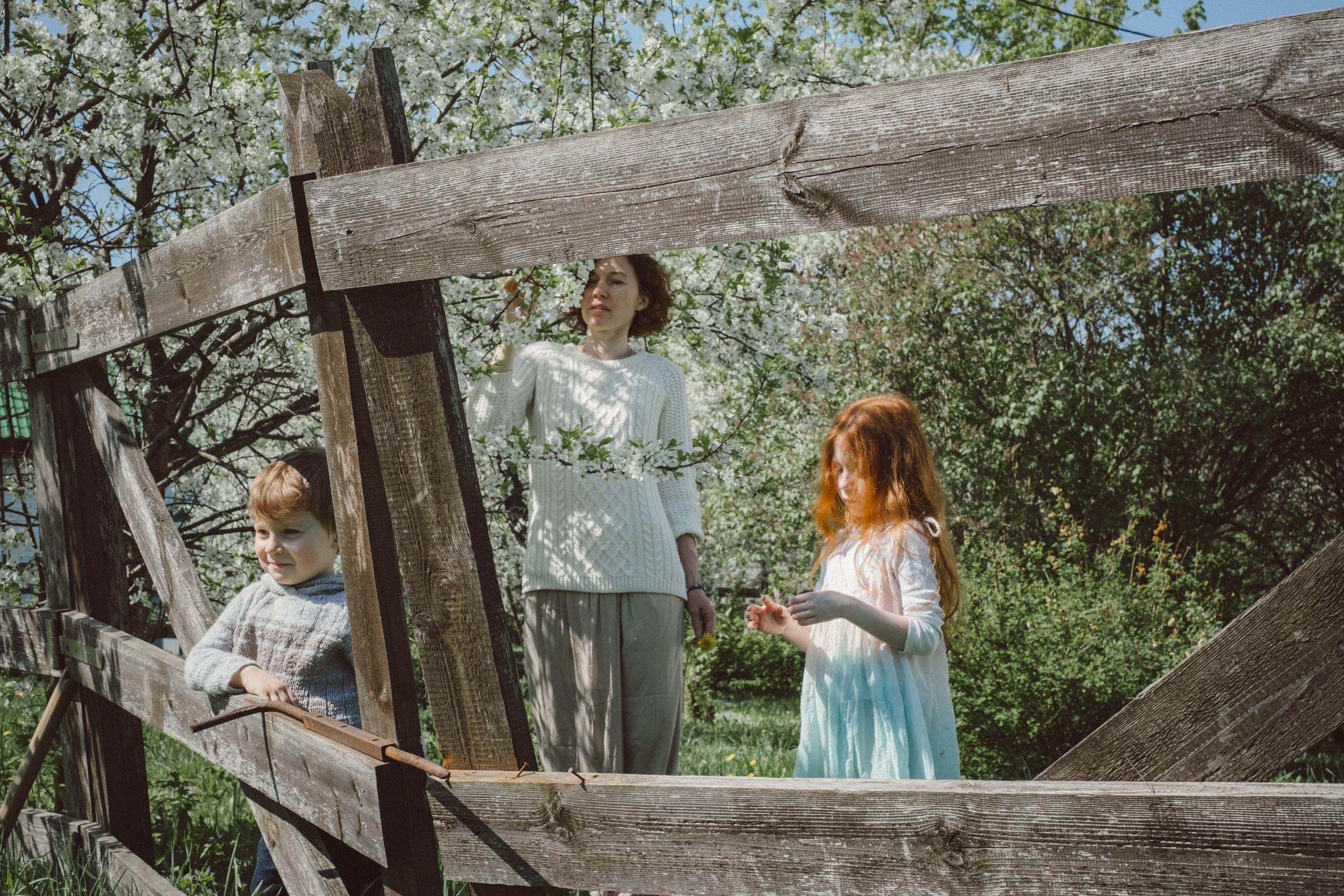 Время года-весна. Свадебные и семейные фотографы в Москве Максим и Оксана Первомай