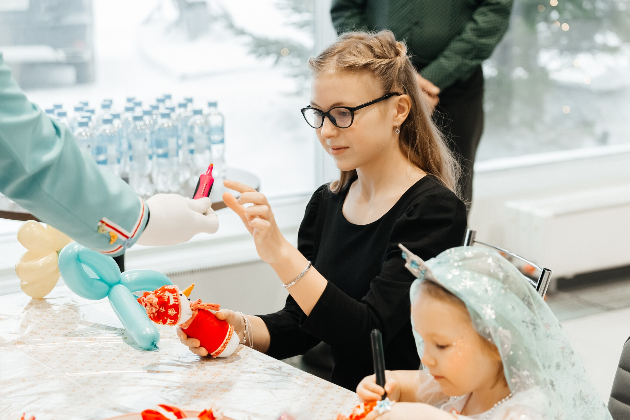 Детский мастер-класс в «Картель Авто» — «Студия чудес Алиса». Фотограф Кемерово | Сергей