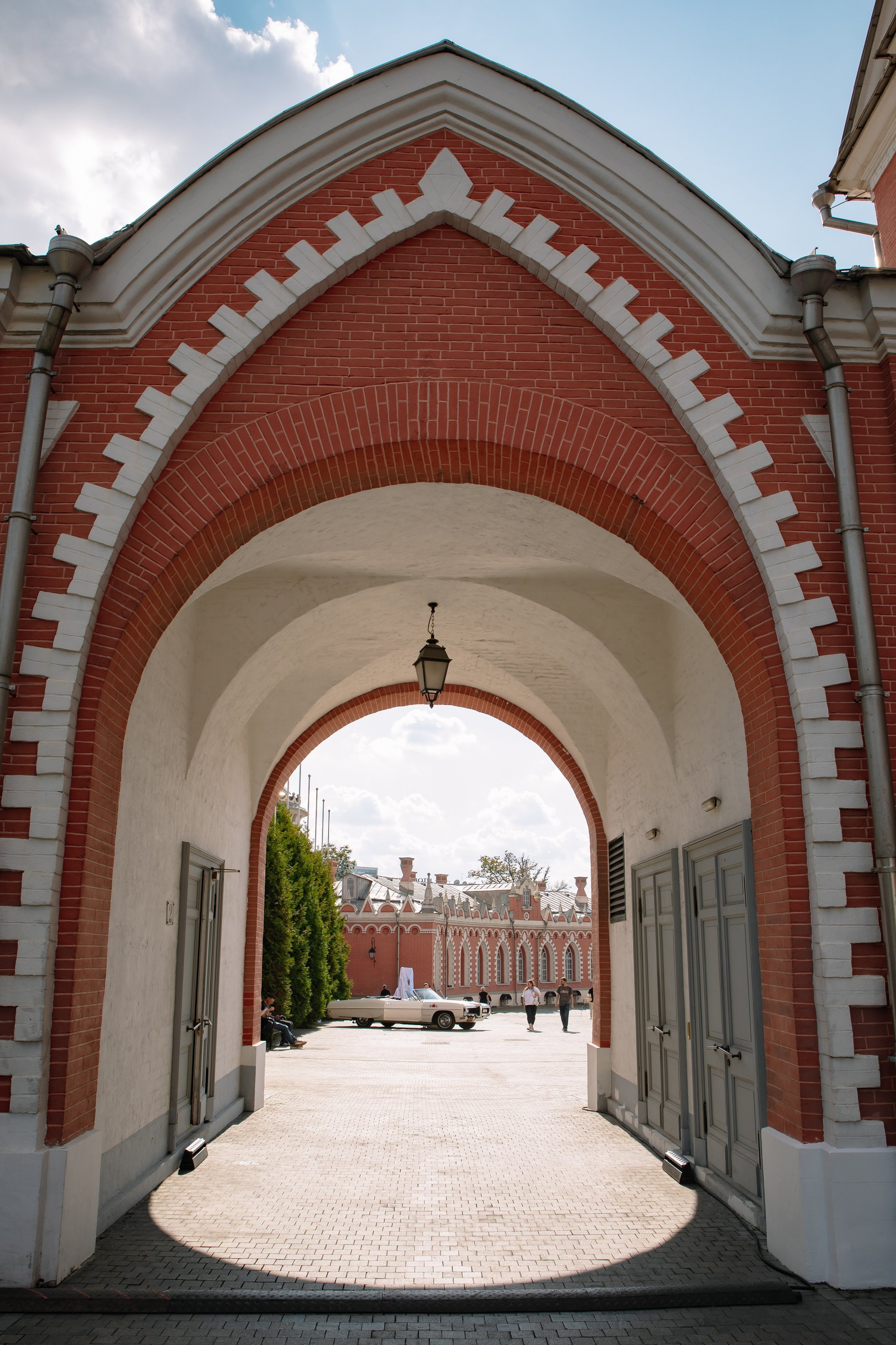AESTHETIC ONLY в Петровском путевом дворце. Фотограф в Москве Яна Полосина