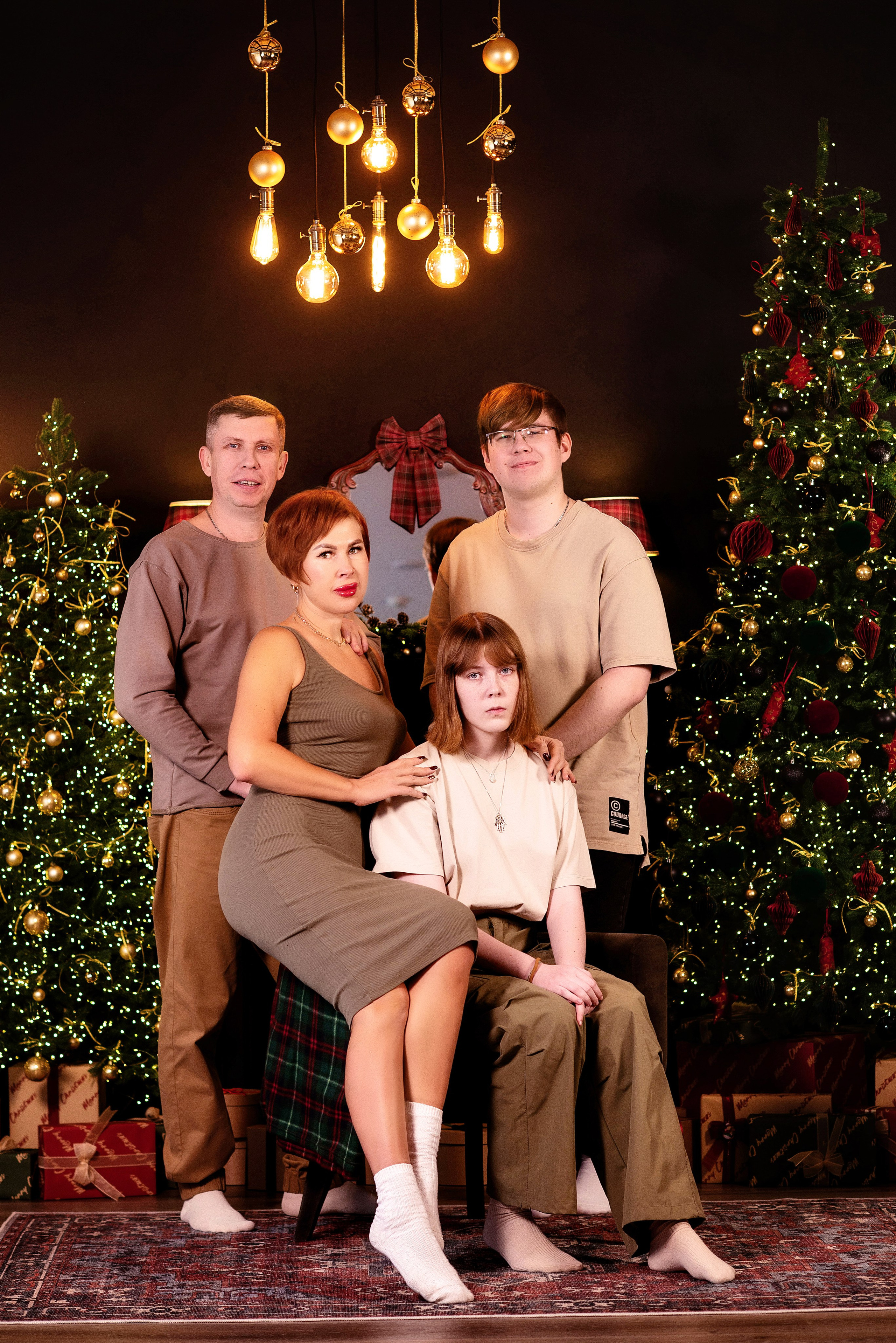 Наша семья. Новогодняя. Школьный, фэшн фотограф в Тюмени и в России Ирина Королева