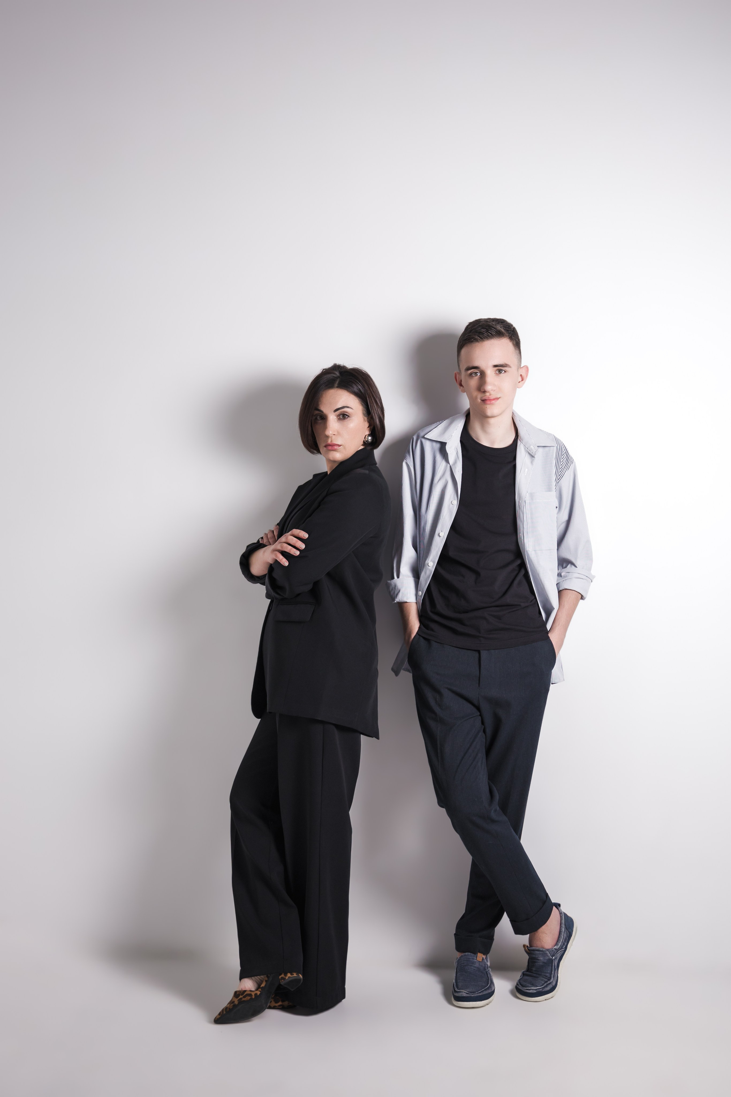 Мама и сын_циклорама. Фотограф Воронеж, Новая Усмань Мария Бублик